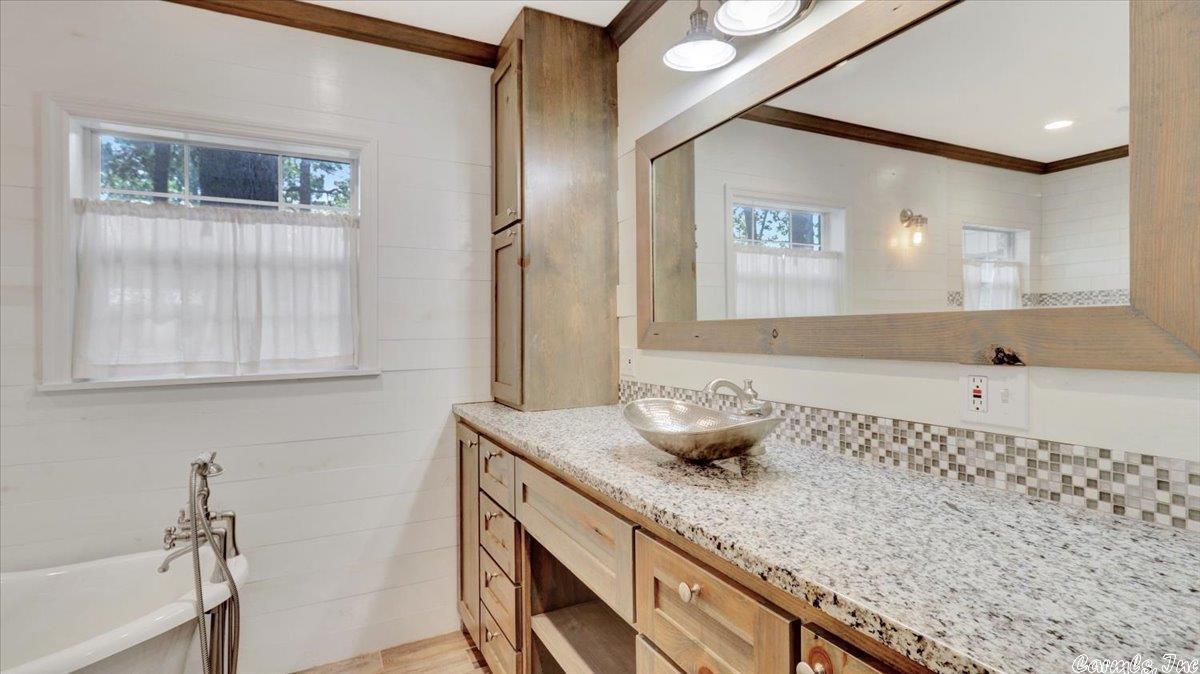 CRESCENT HEIGHTS ADDN - Residential