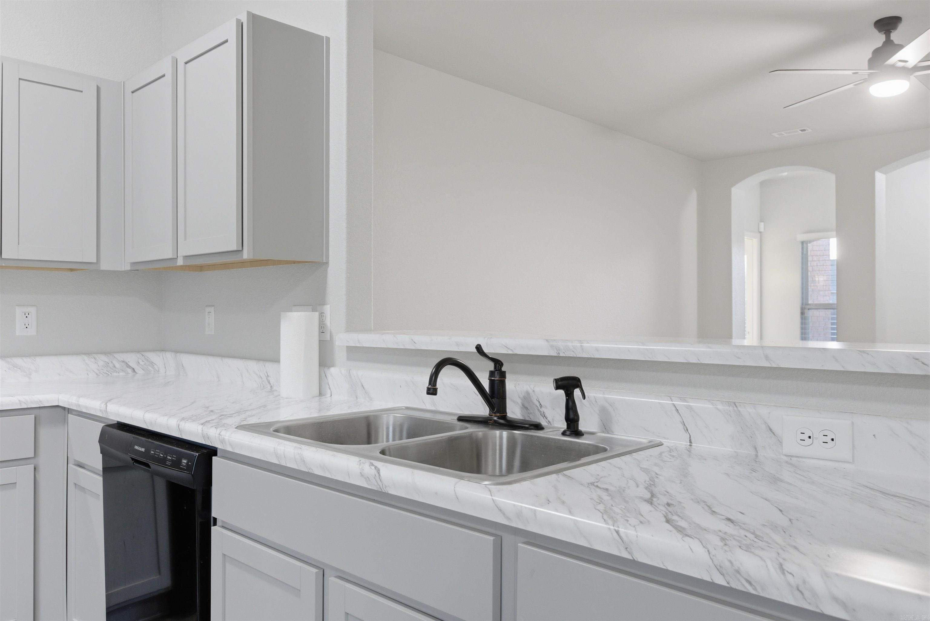 MATTHEWS - Residential