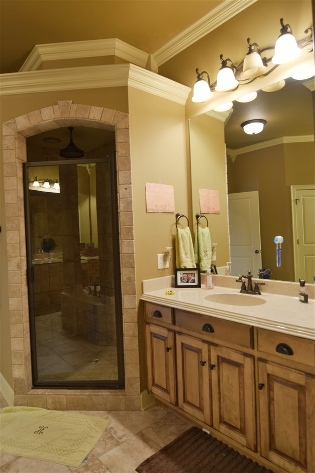 CENTENNIAL - Residential