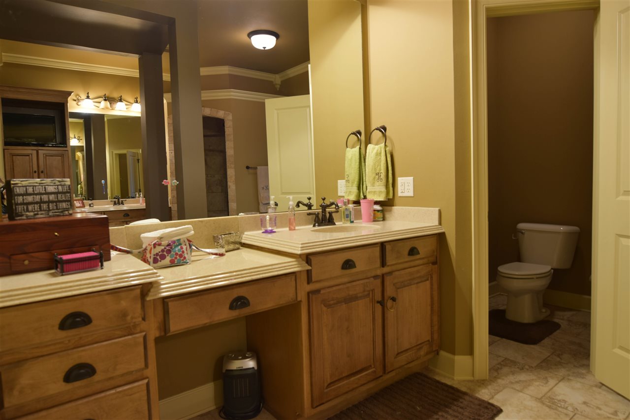 CENTENNIAL - Residential