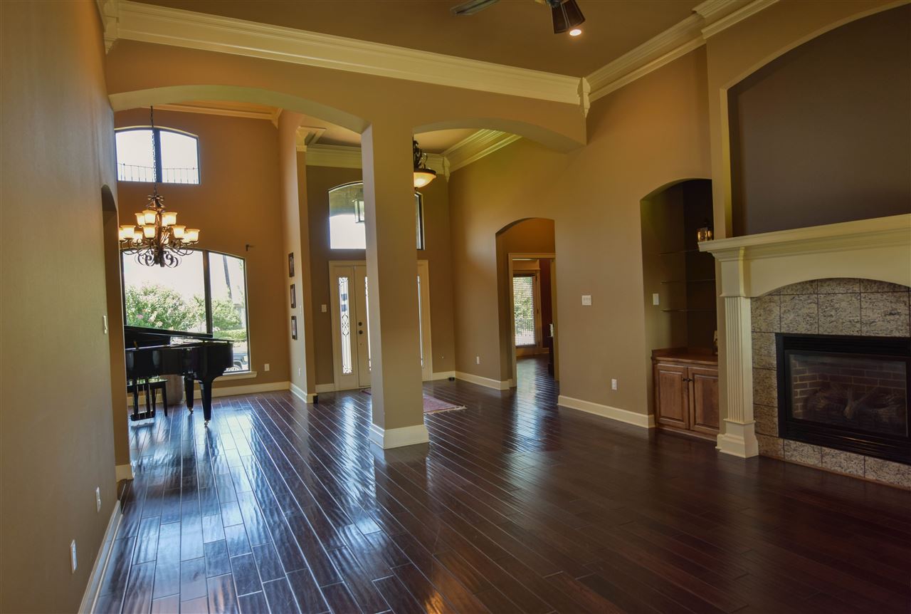 CENTENNIAL - Residential