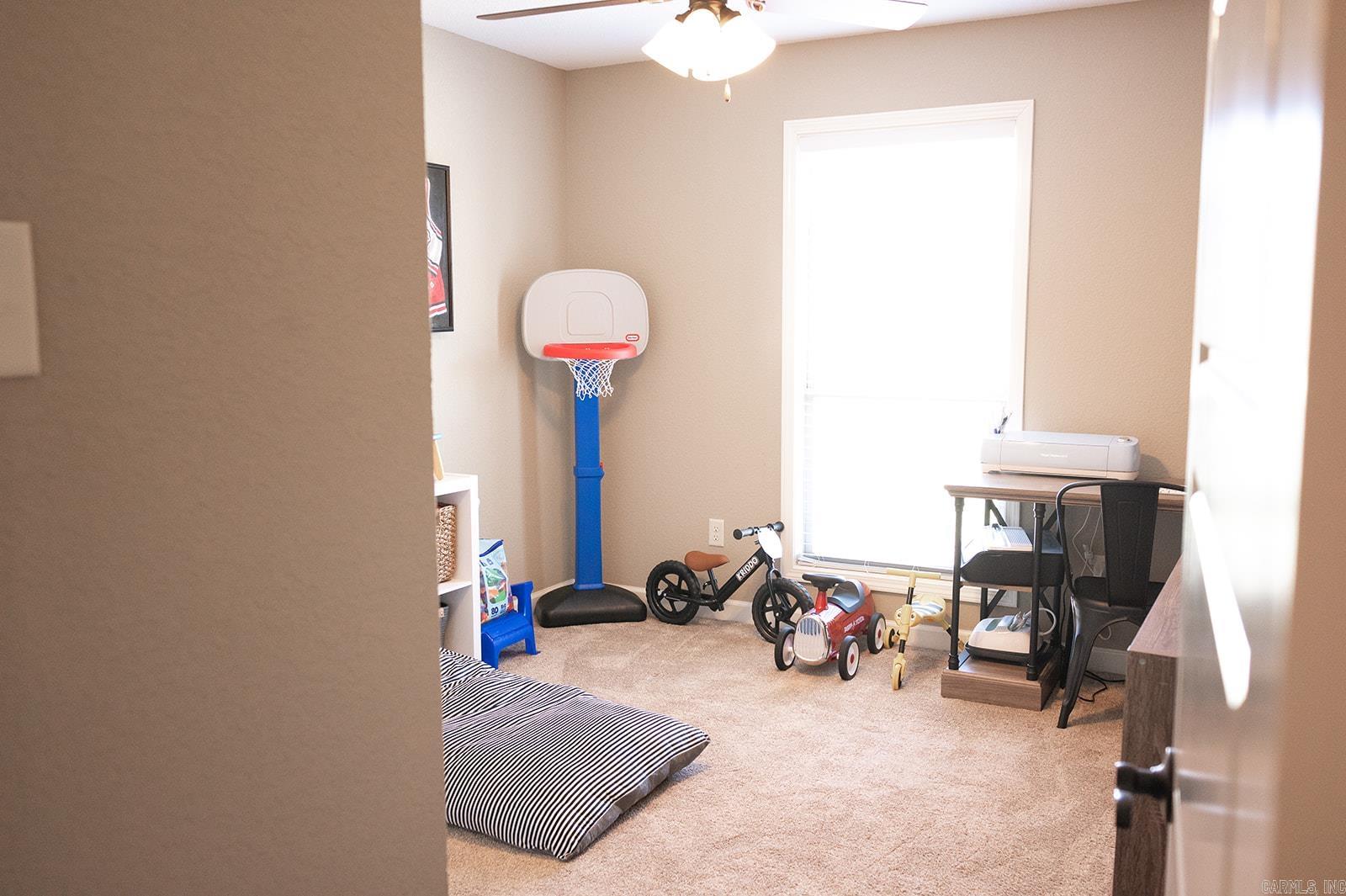 CROSS CREEK - Residential