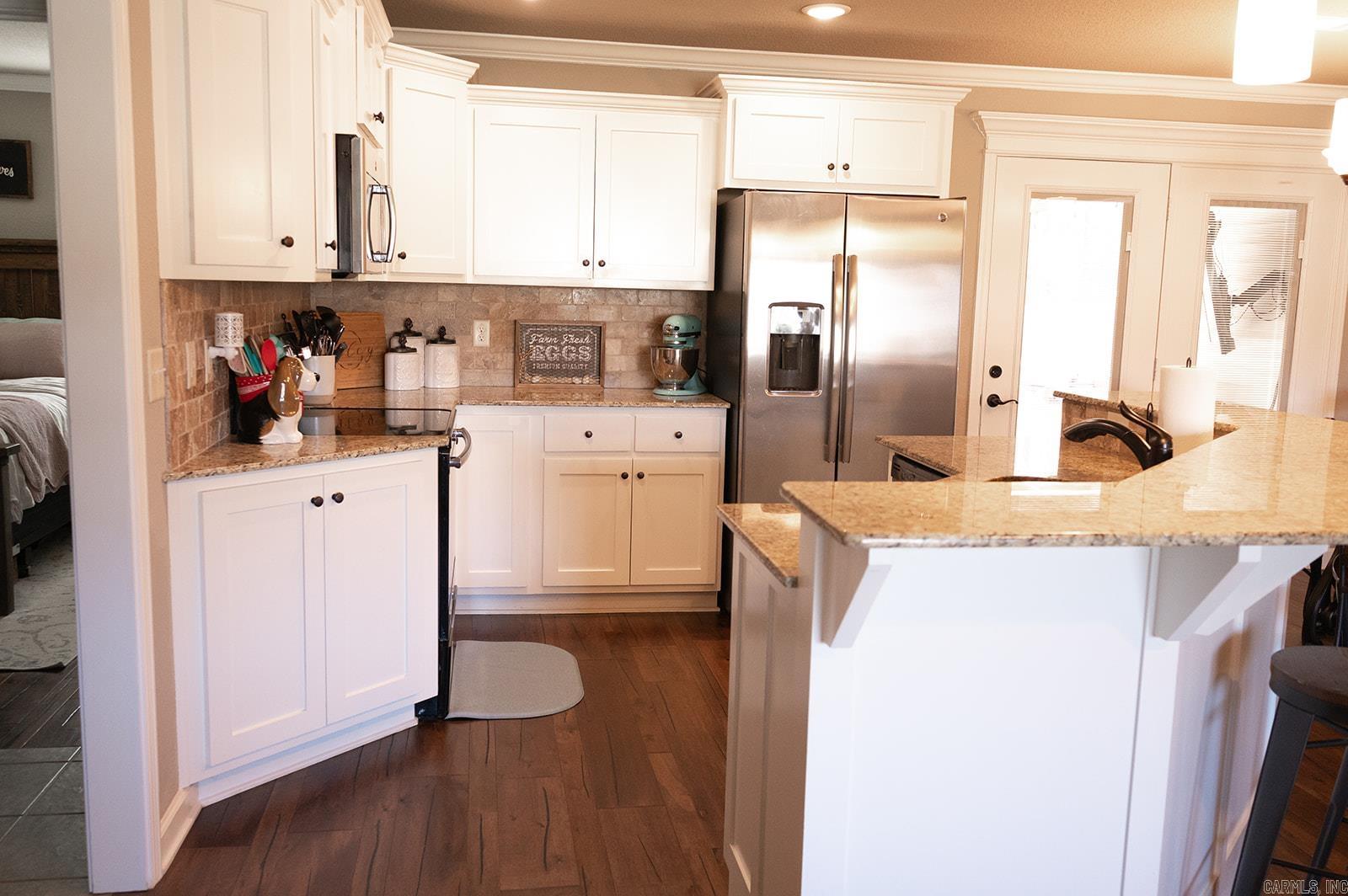 CROSS CREEK - Residential