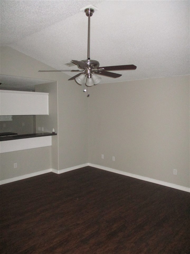 Timberwood Park II-B - Residential Lease