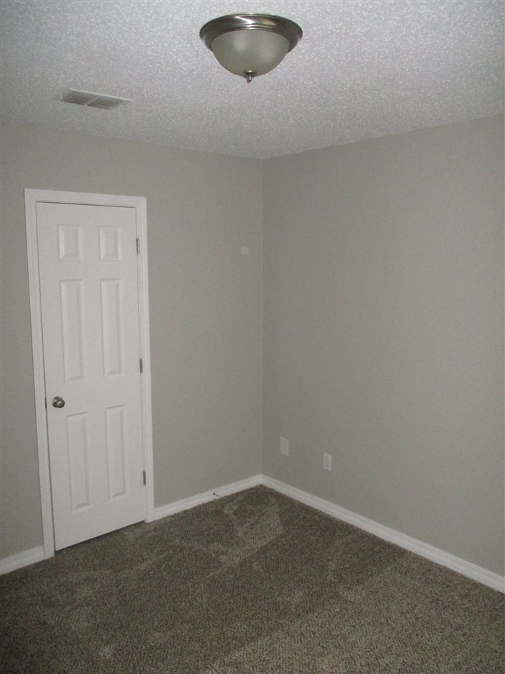 Timberwood Park II-B - Residential Lease