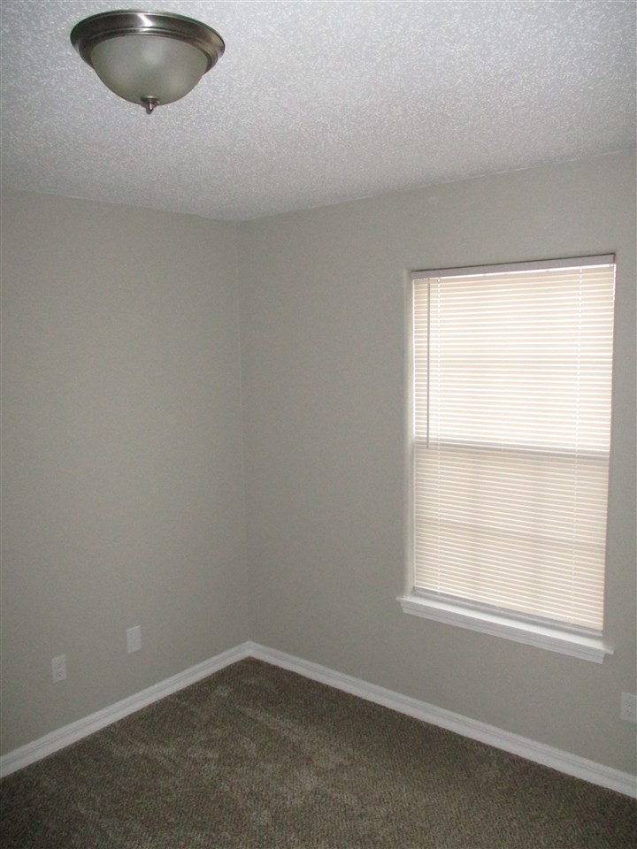 Timberwood Park II-B - Residential Lease