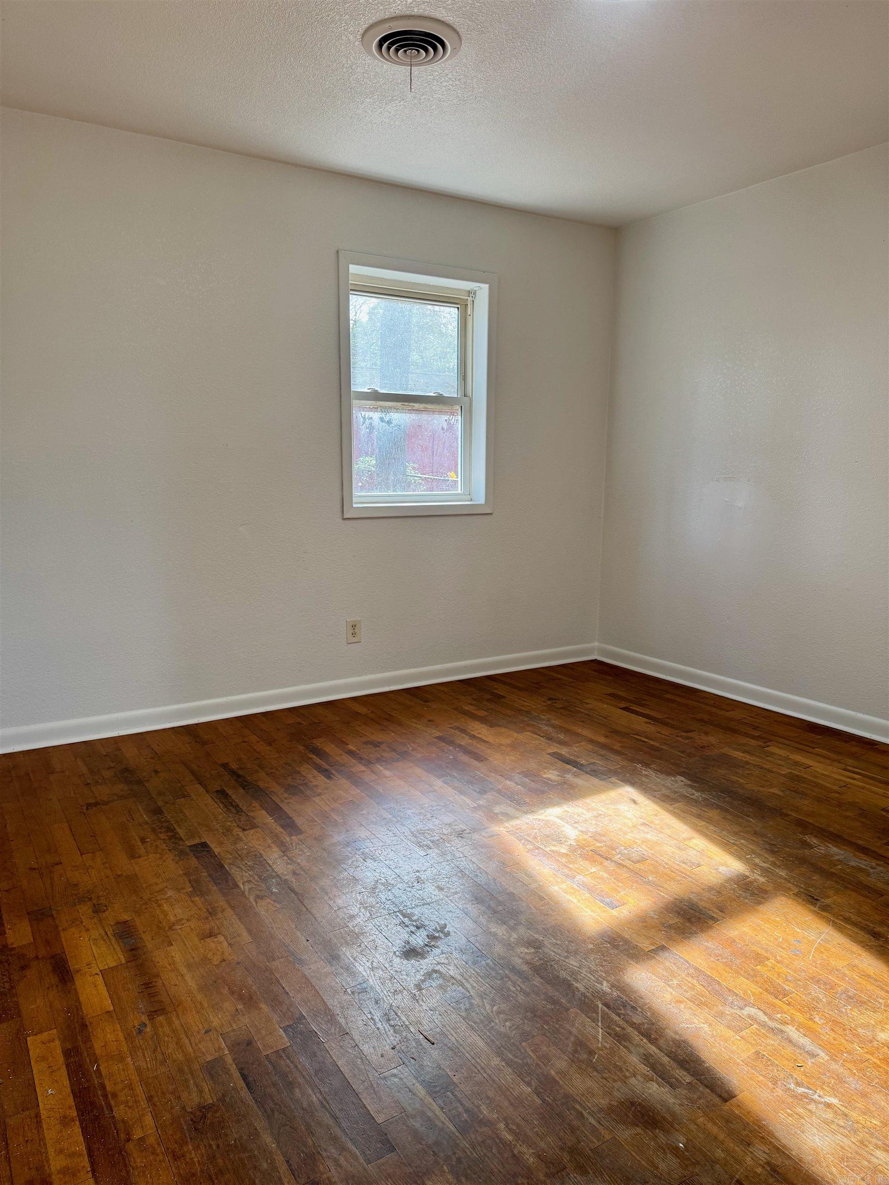 Hayes 2nd - Residential