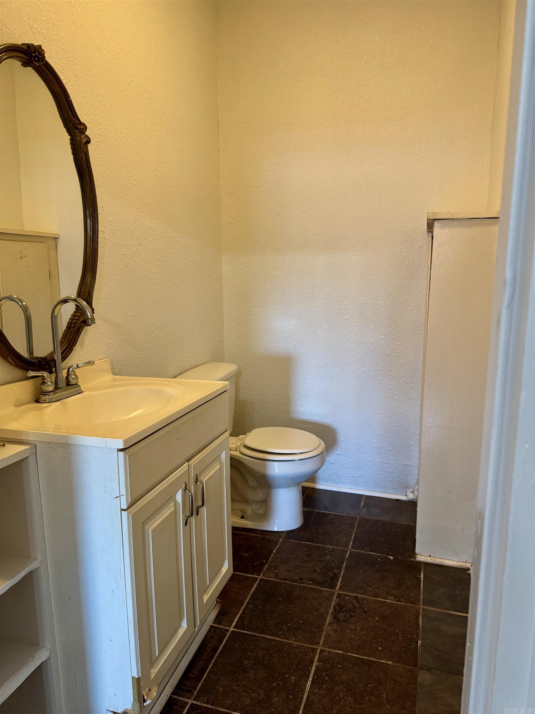 Hayes 2nd - Residential