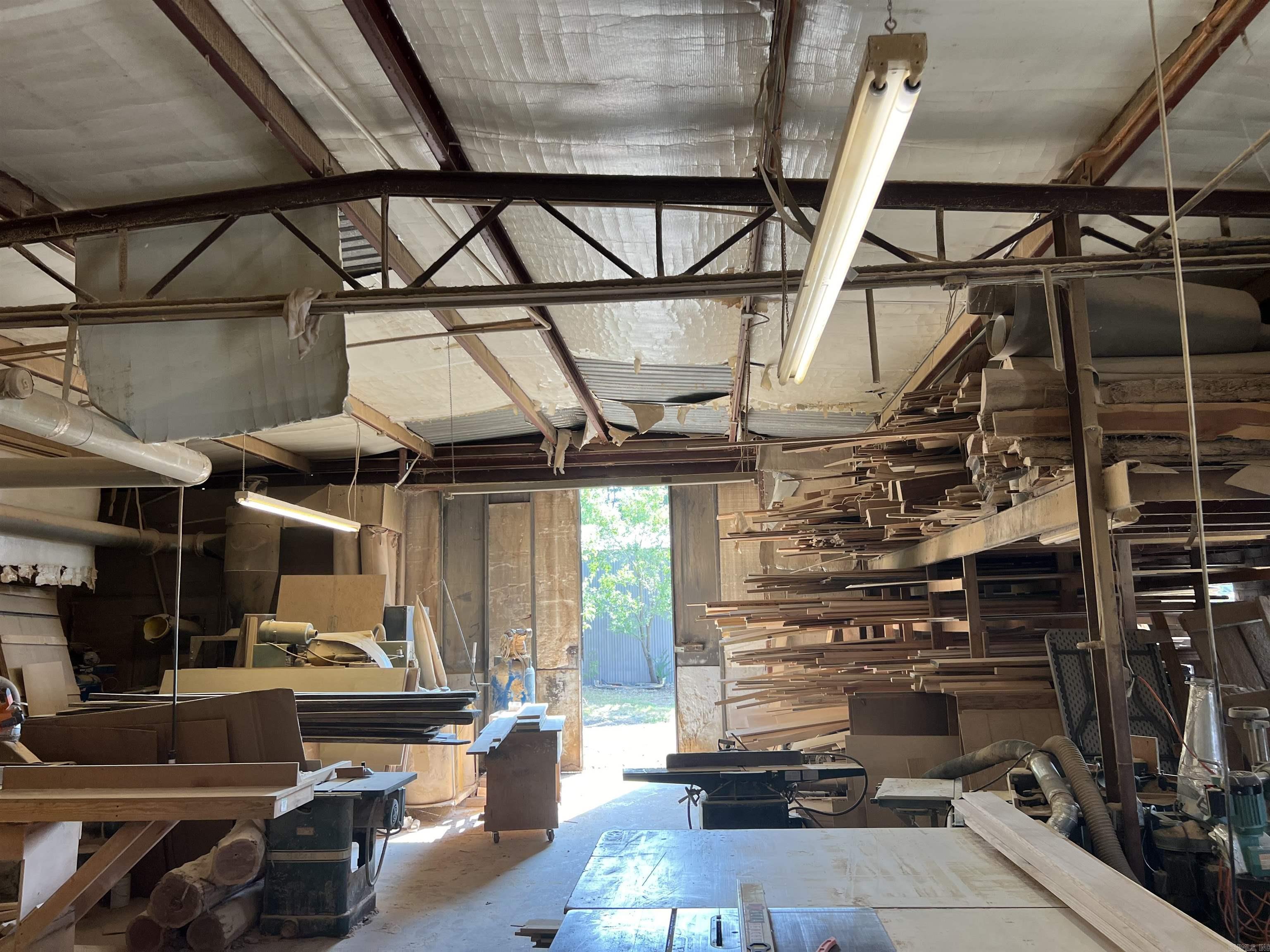 Metes & Bounds - Commercial Sale