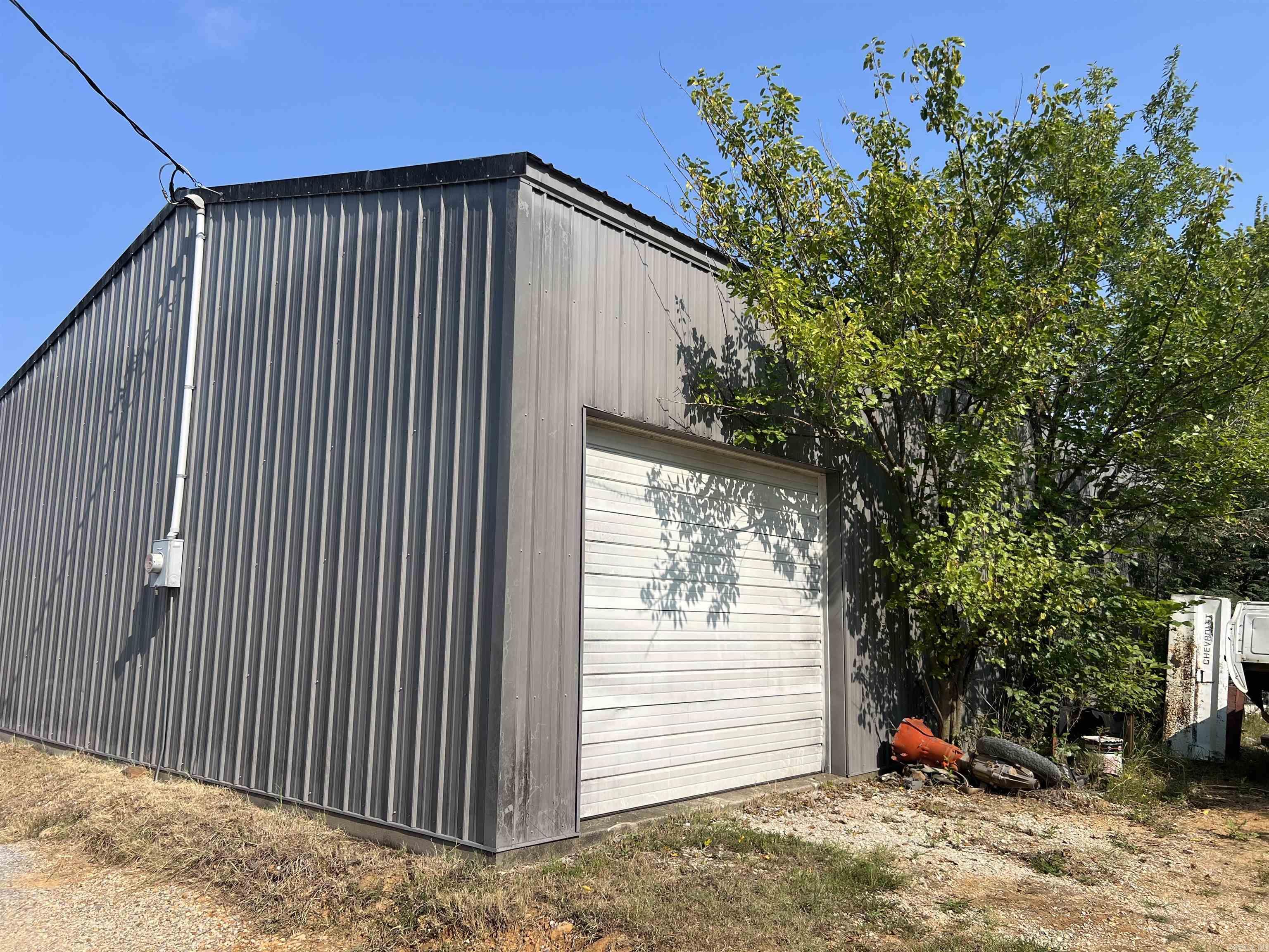 Metes & Bounds - Commercial Sale