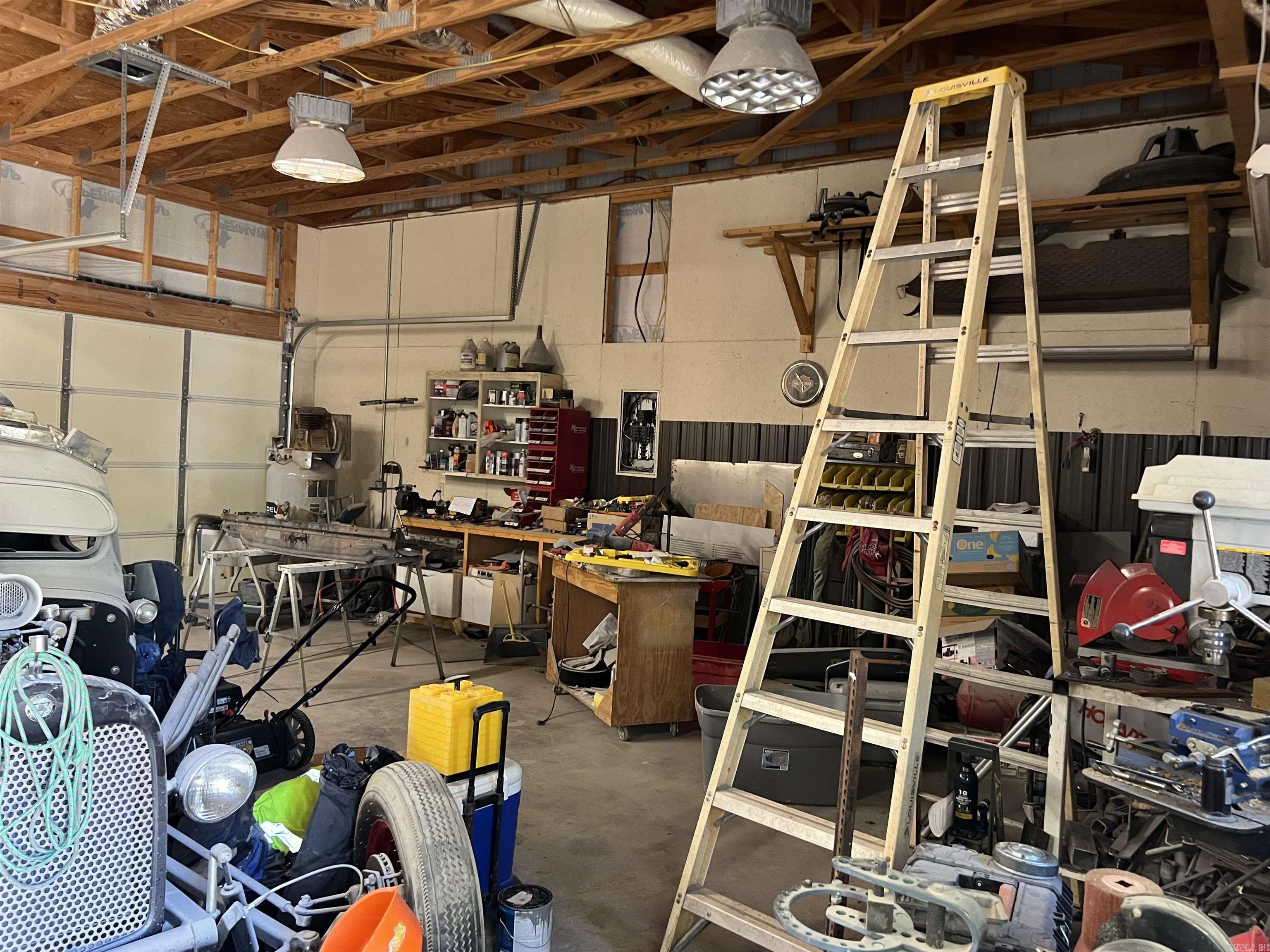 Metes & Bounds - Commercial Sale