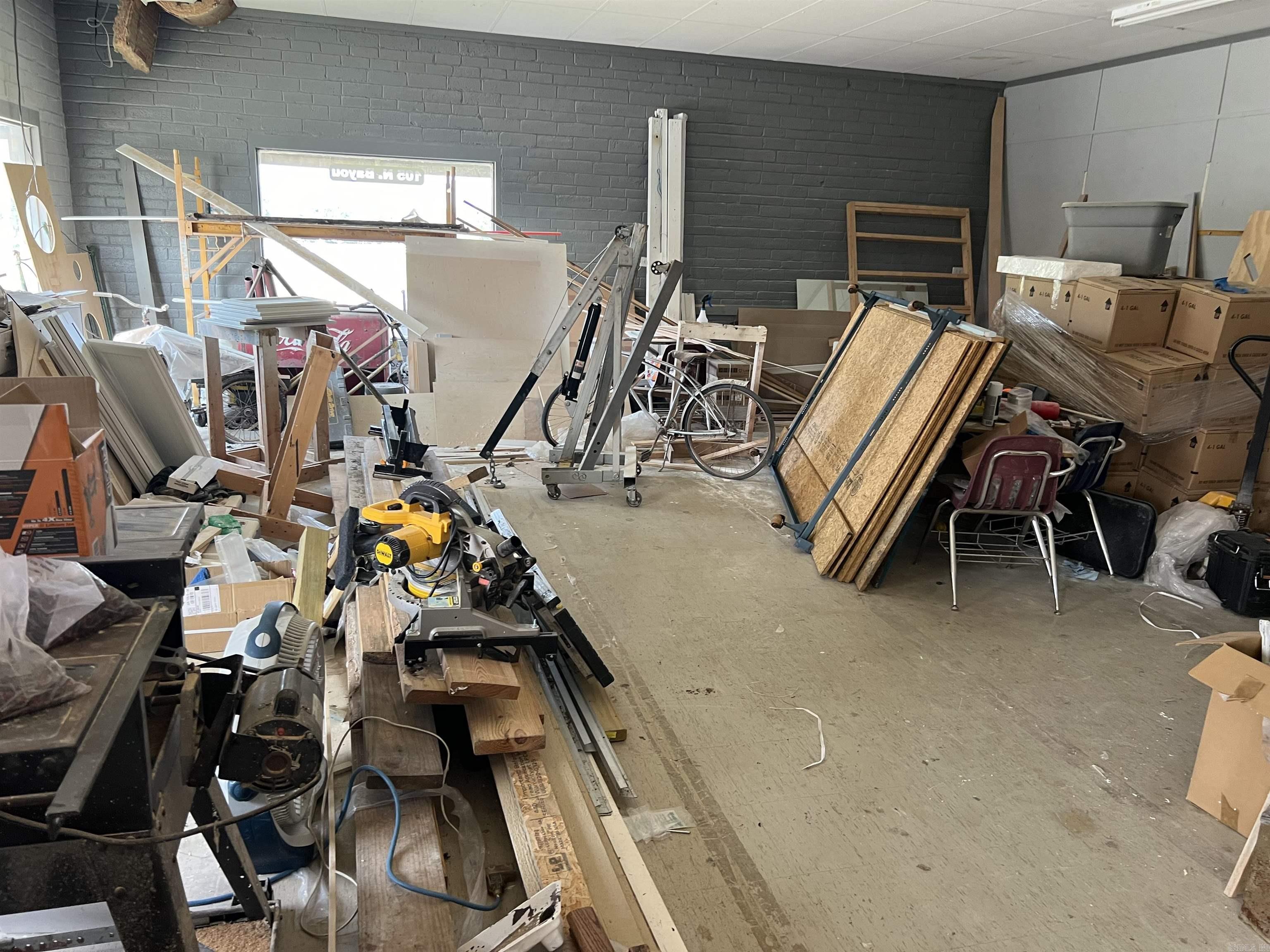 Metes & Bounds - Commercial Sale