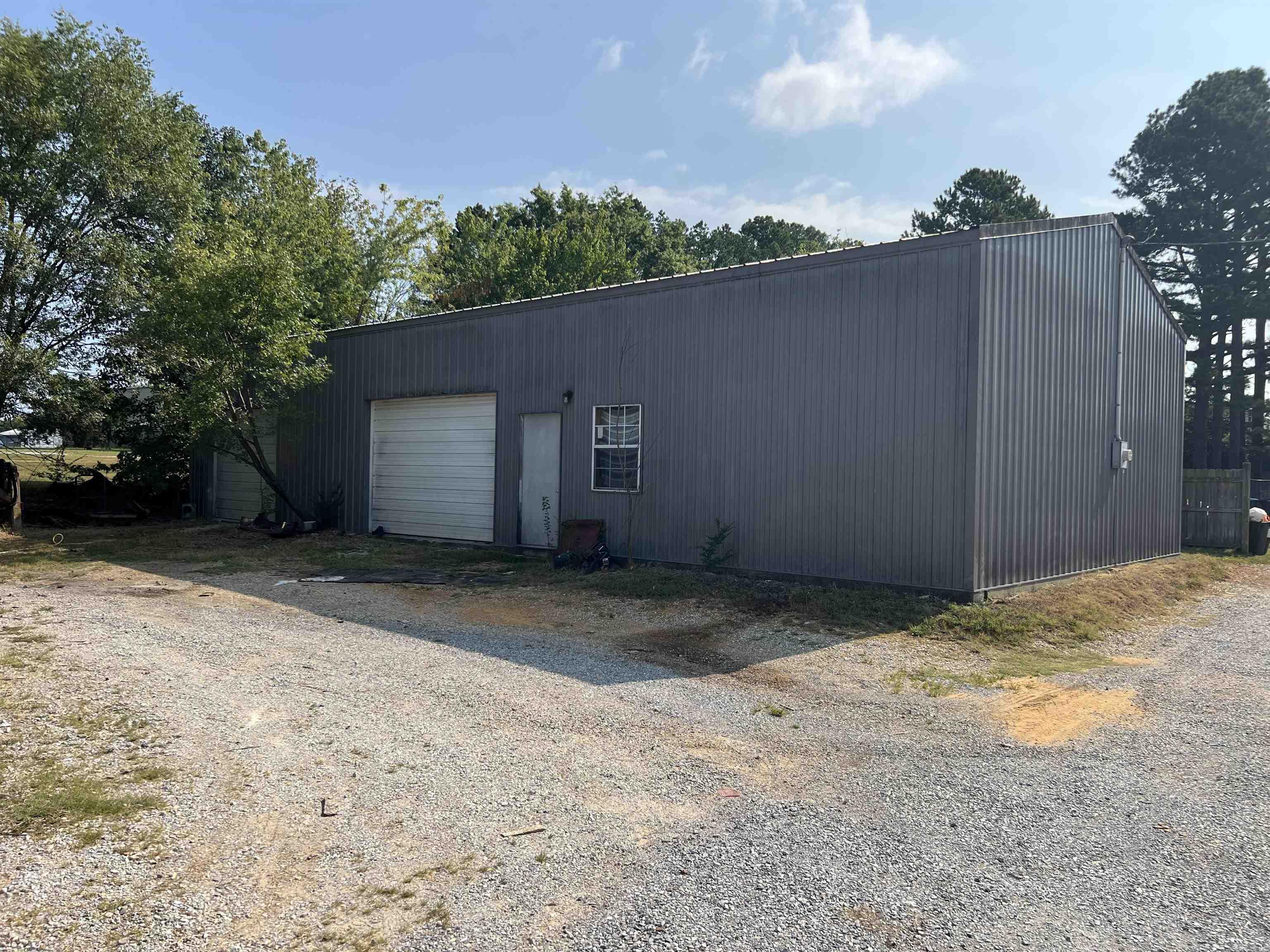 Metes & Bounds - Commercial Sale