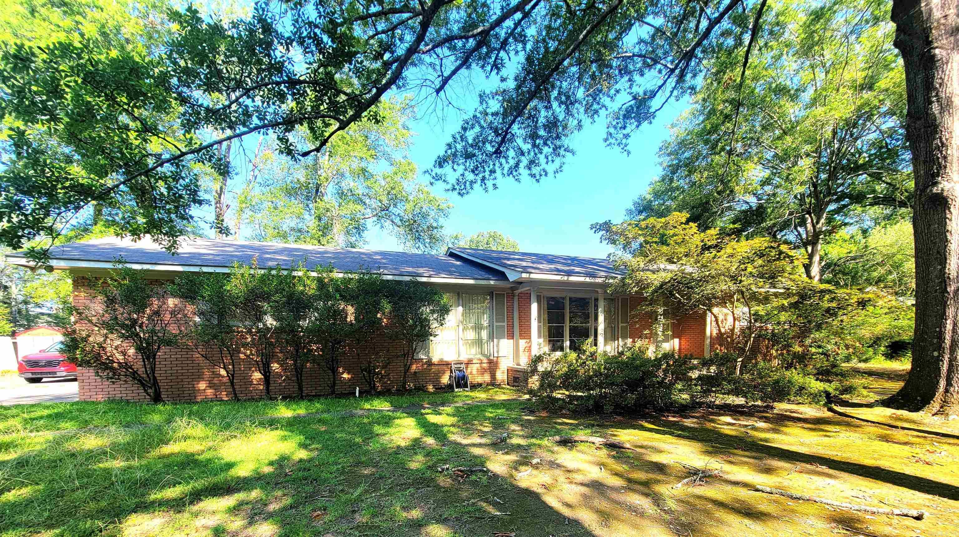 JEFFERSON PLACE - Residential