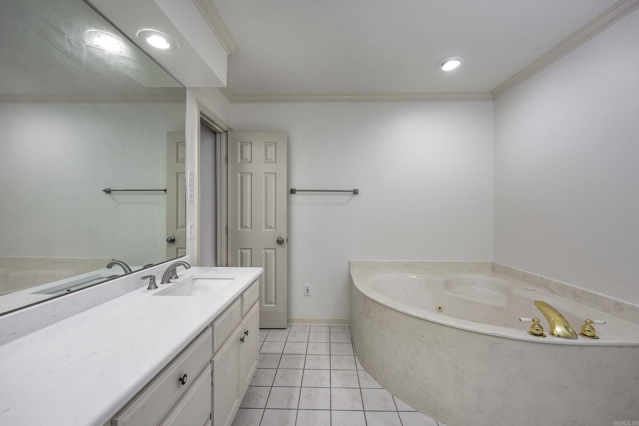 SECLUDED HILLS ADDN - Residential