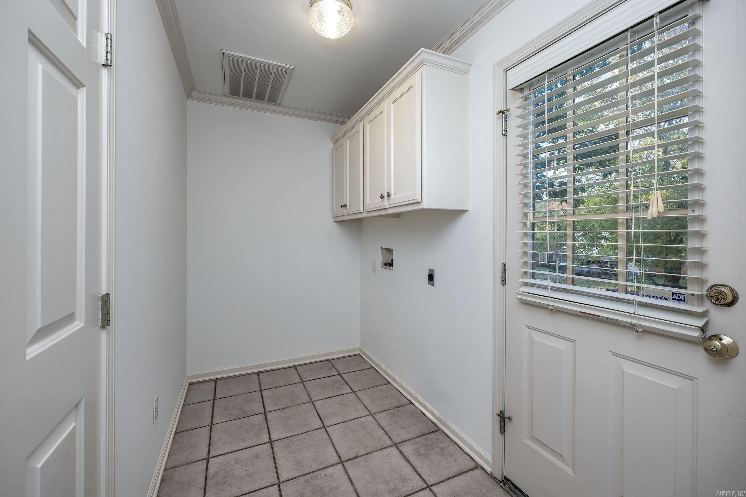 SECLUDED HILLS ADDN - Residential