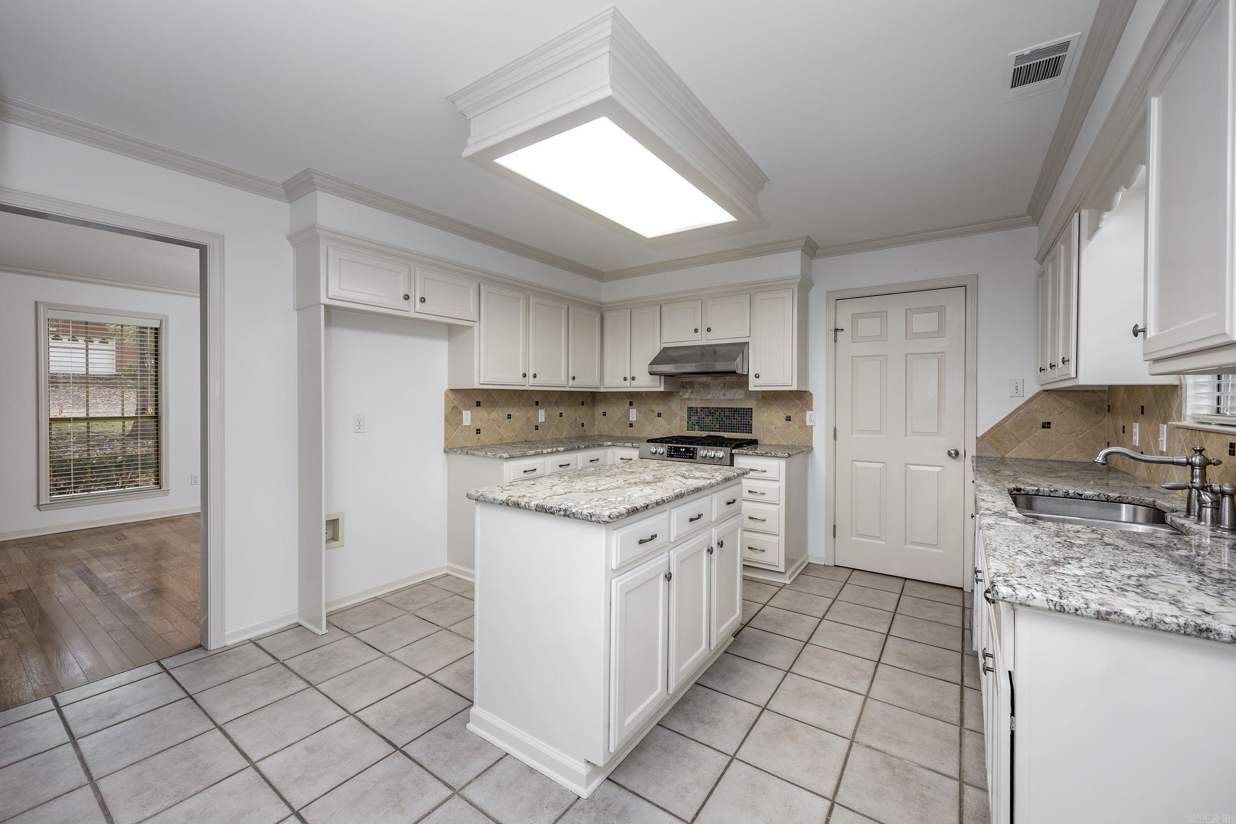 SECLUDED HILLS ADDN - Residential