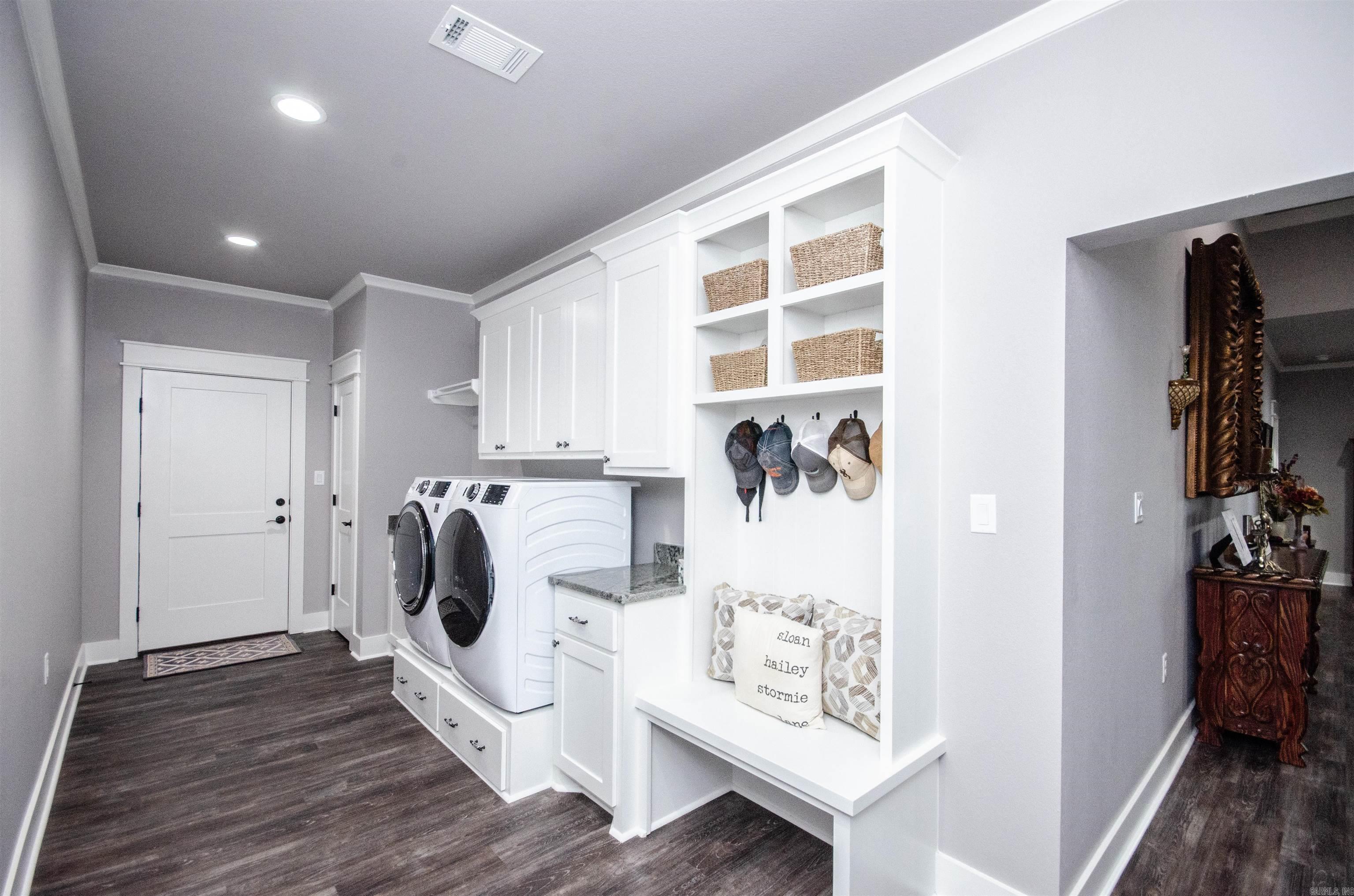 Quail Hollow - Residential