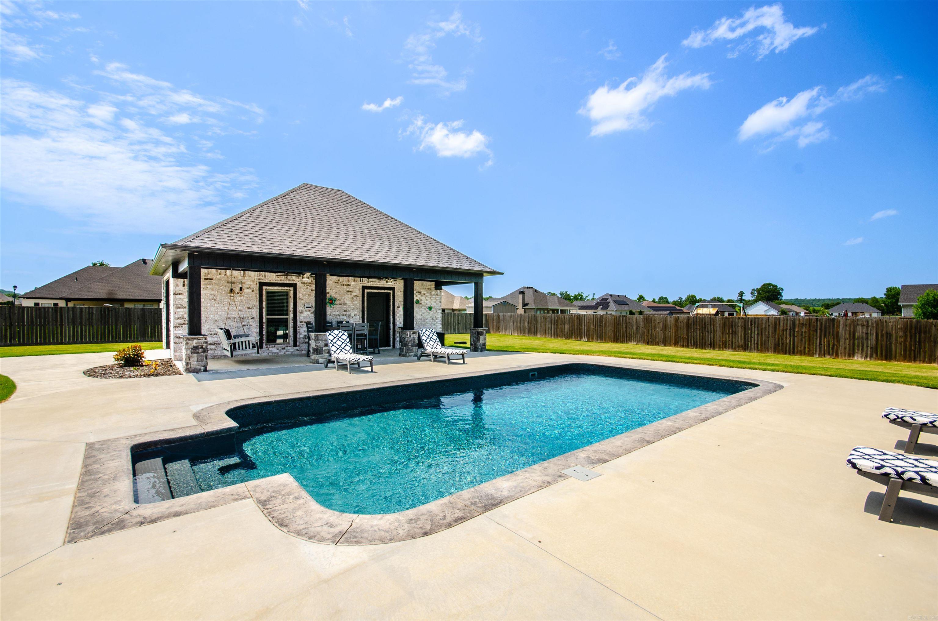 Quail Hollow - Residential