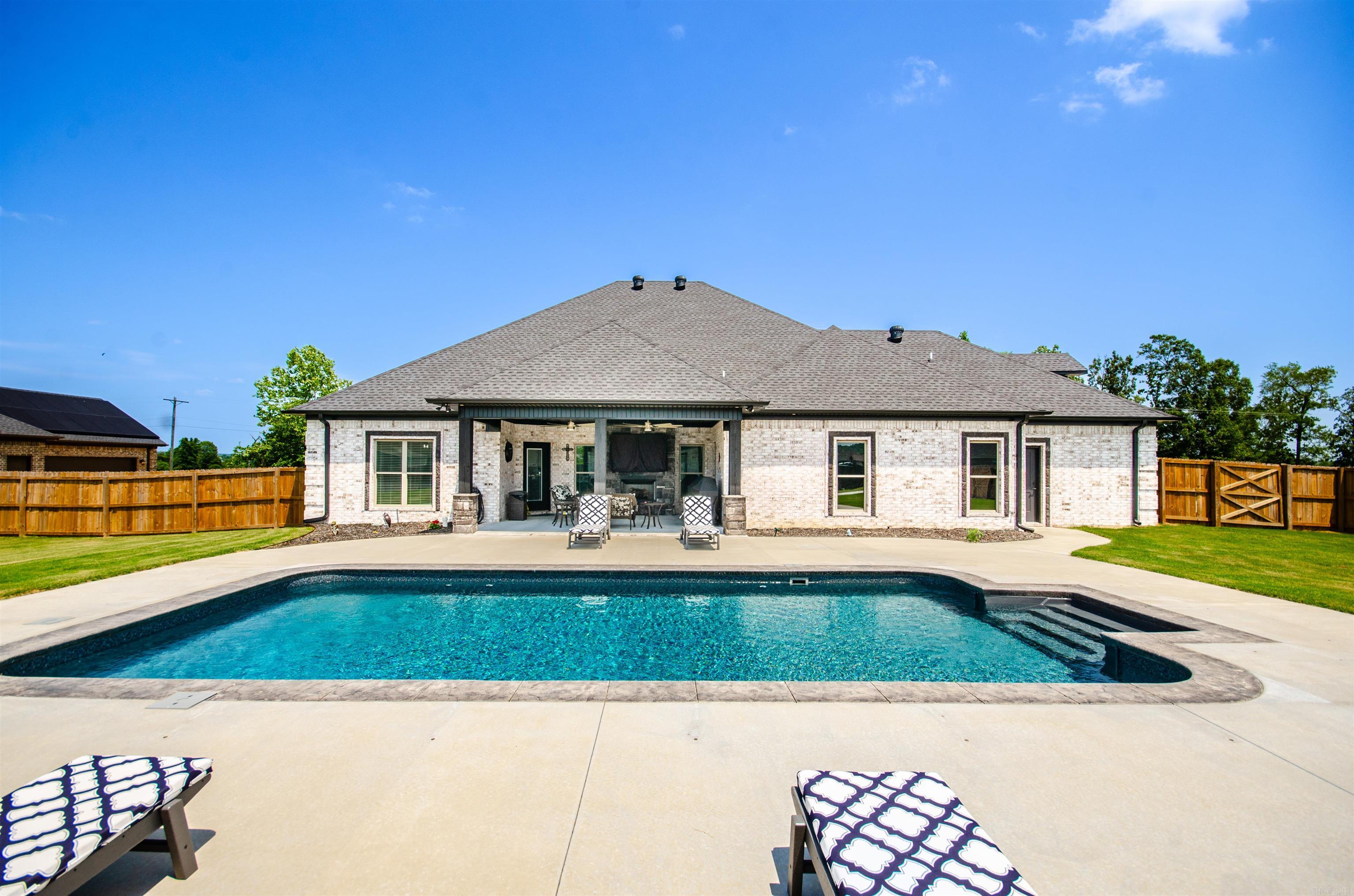 Quail Hollow - Residential