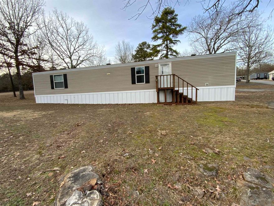 2017 14 X 60 Clayton Mobile Home and 8 X 12 Bald Eagle Barn shed at a great price! This very well kept home features 2 bedroom and 2 full baths. Exterior features Vinyl Siding and glass storm door. This mobile is not attached to land. Don’t miss this one!!! Call today!