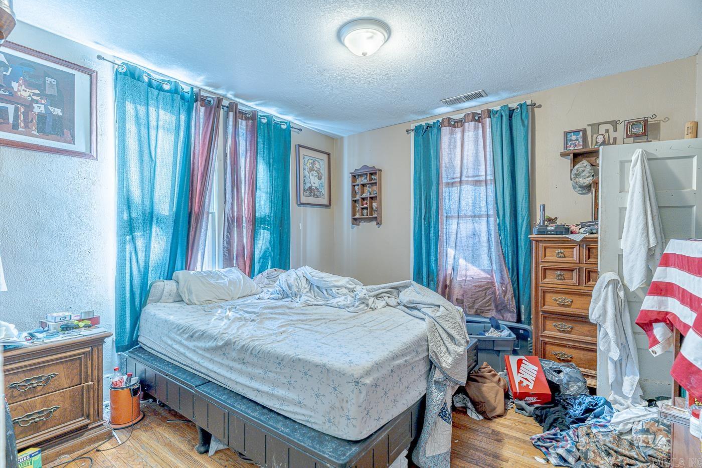 Nisbetts - Residential