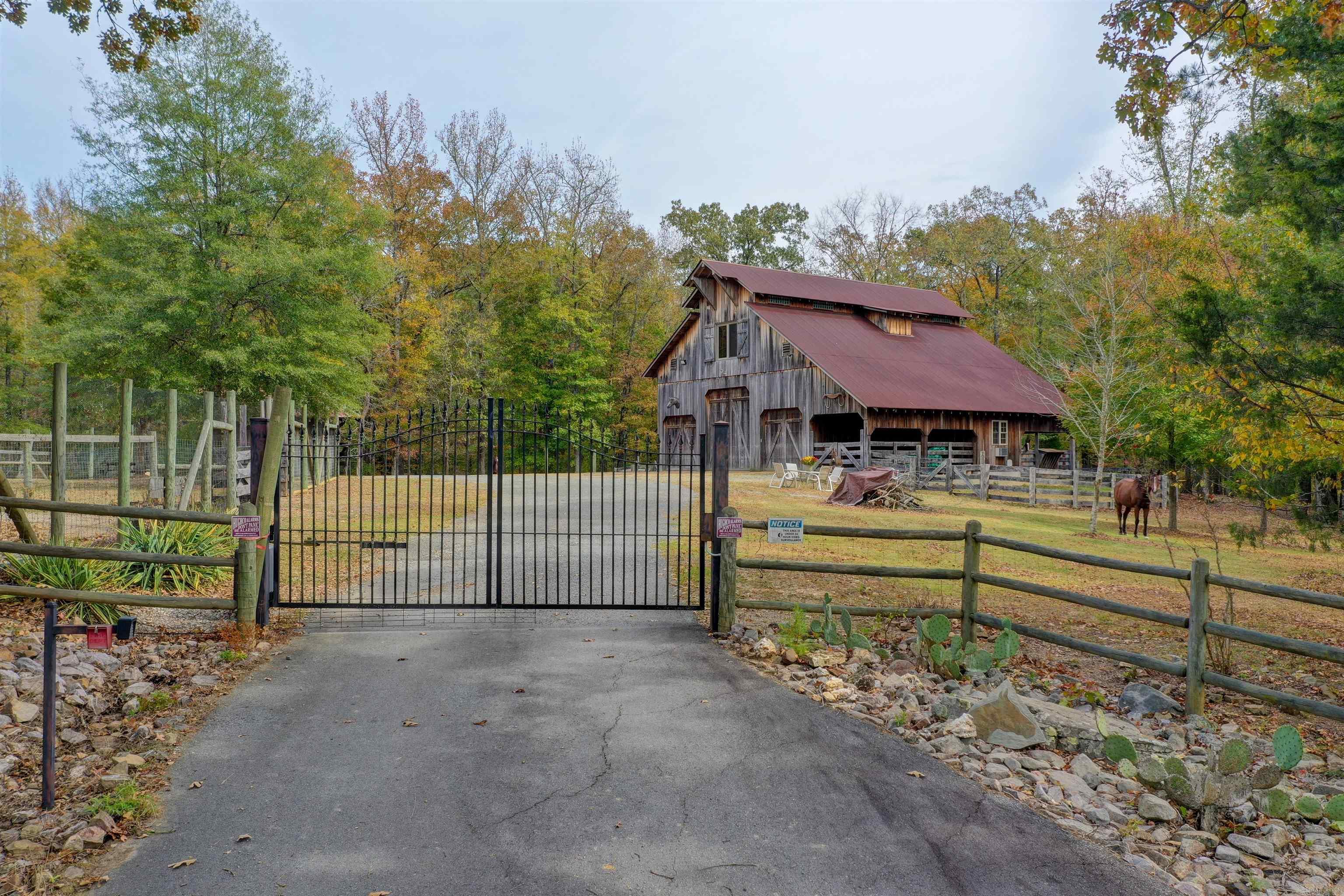 Metes & Bounds - Residential