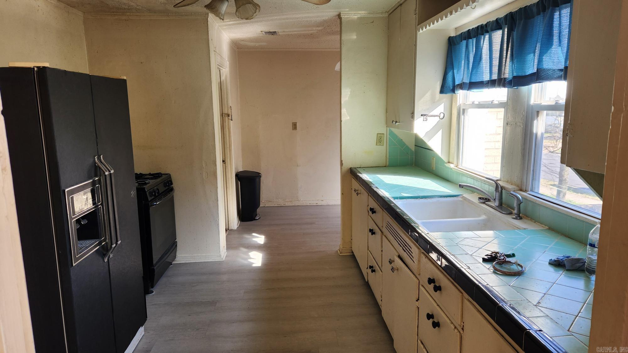 SOUTH HOT SPRINGS ADDITION - Residential