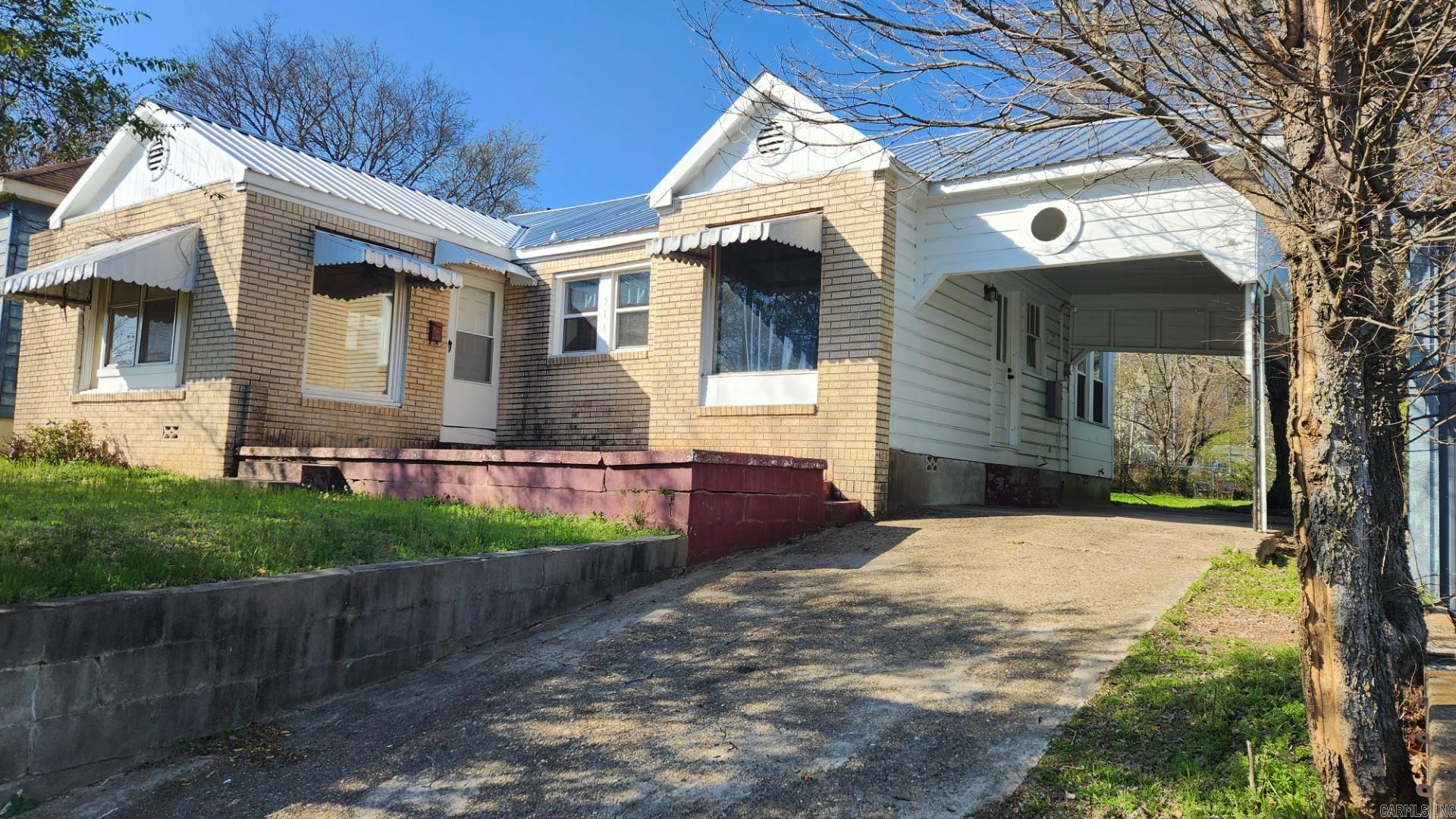 SOUTH HOT SPRINGS ADDITION - Residential