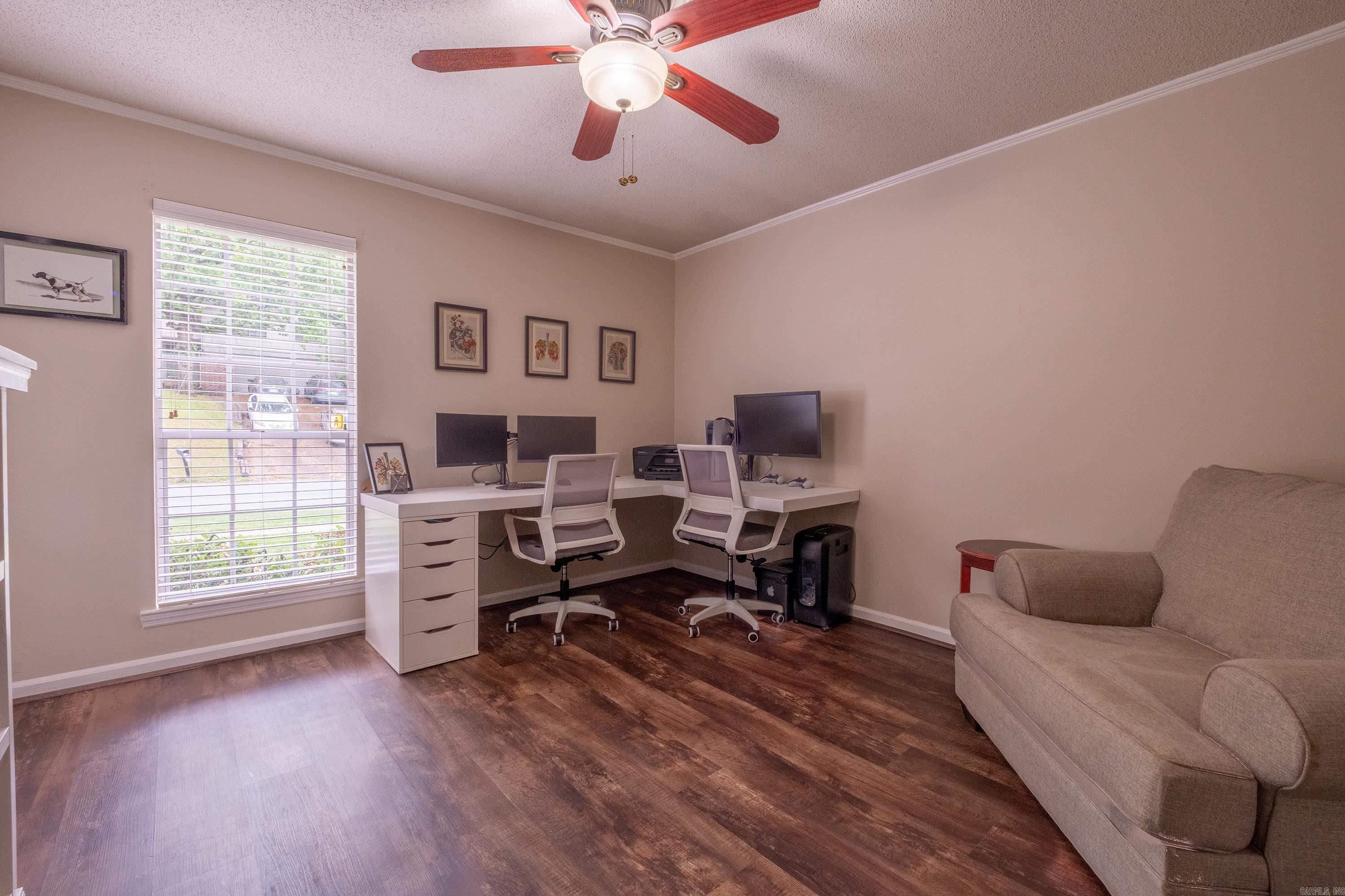 MARLOWE MANOR - Residential