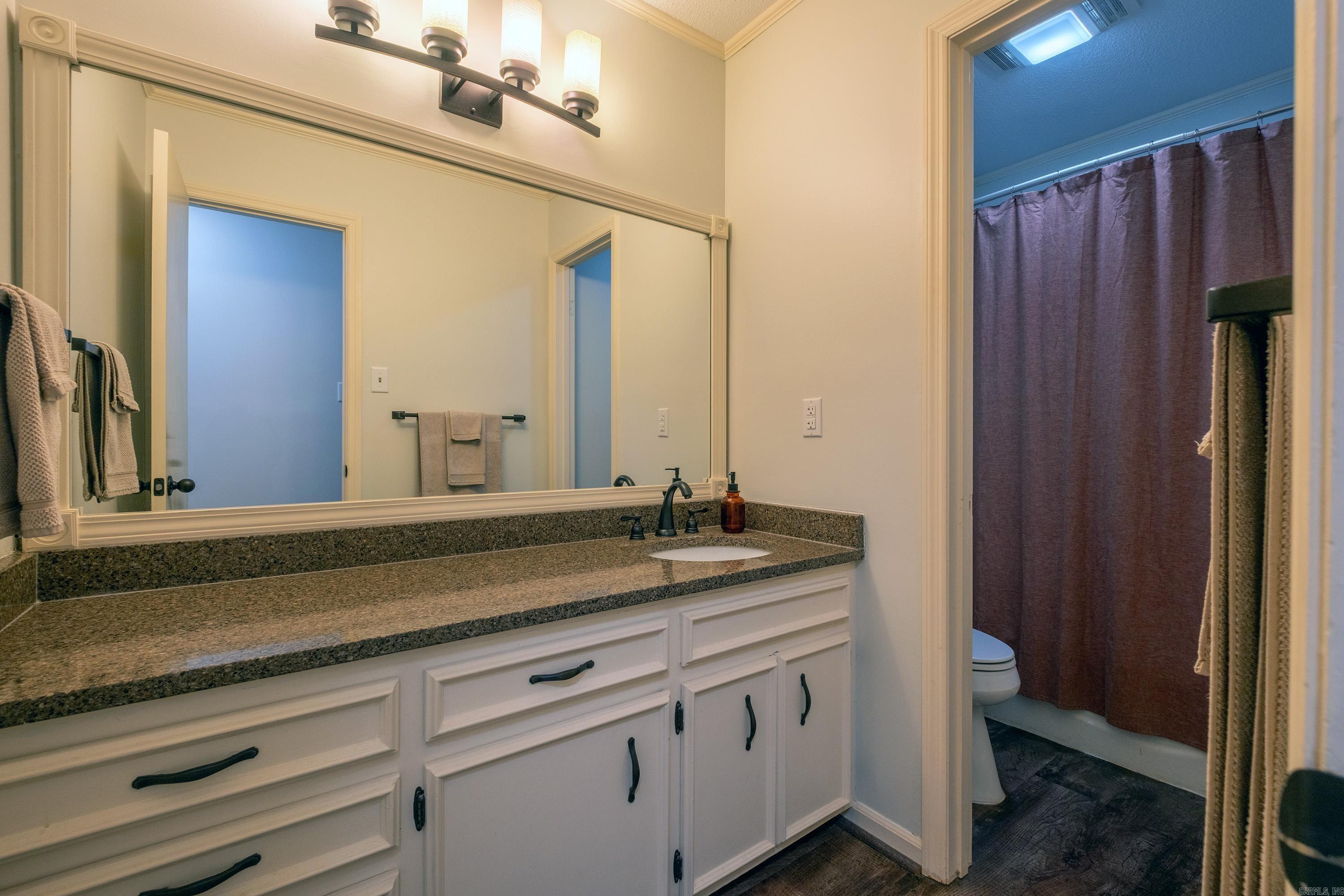 MARLOWE MANOR - Residential