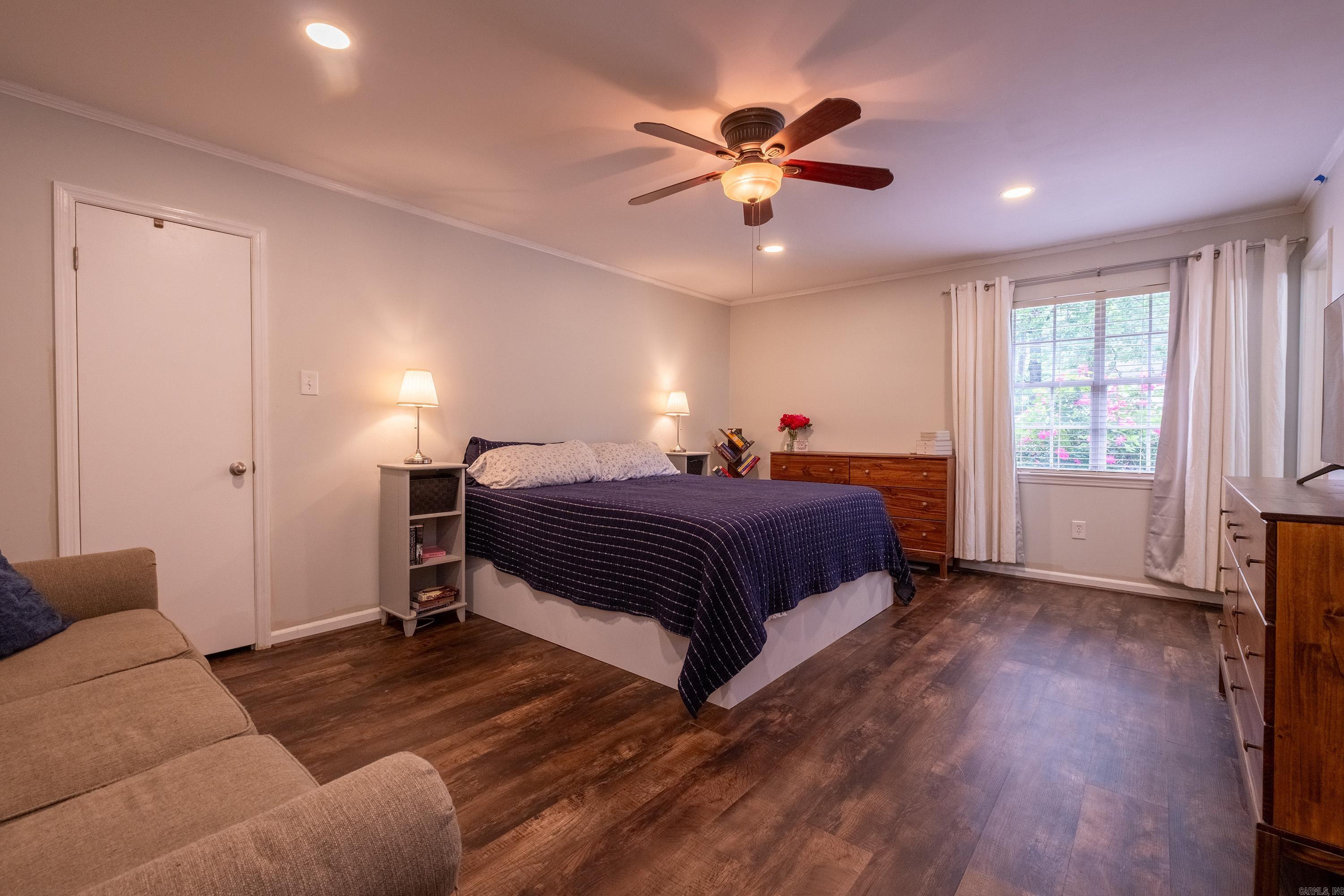 MARLOWE MANOR - Residential