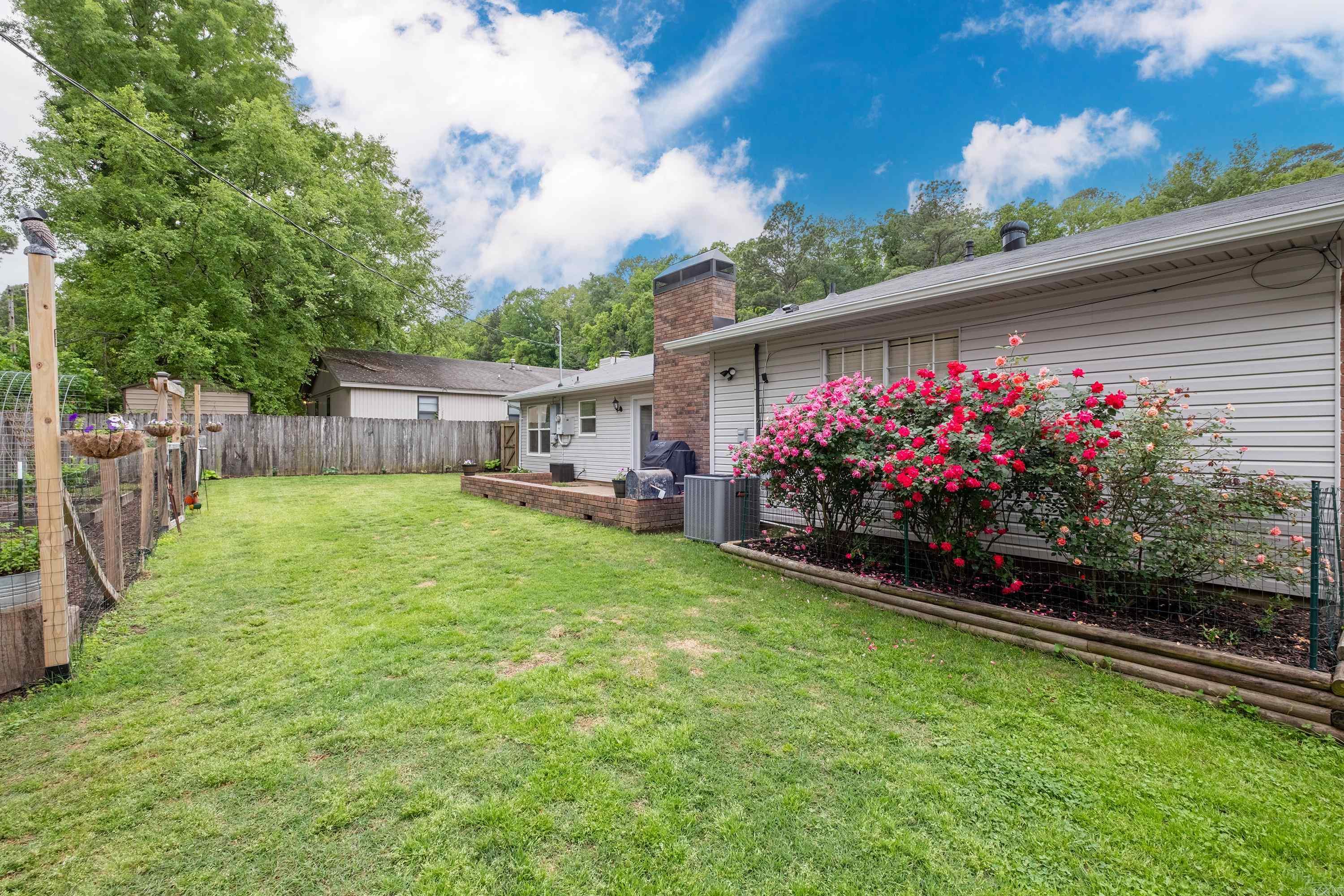 MARLOWE MANOR - Residential