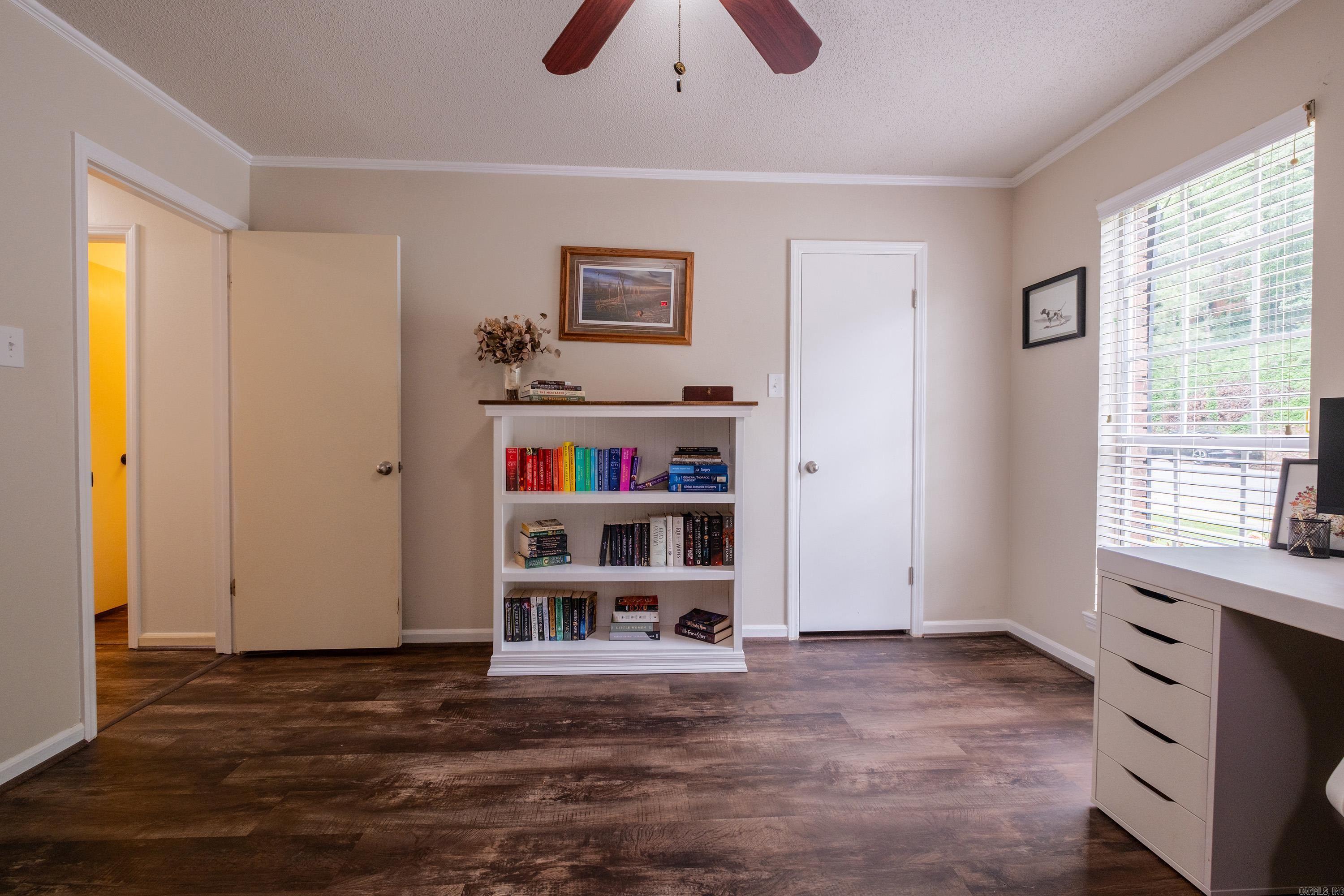 MARLOWE MANOR - Residential