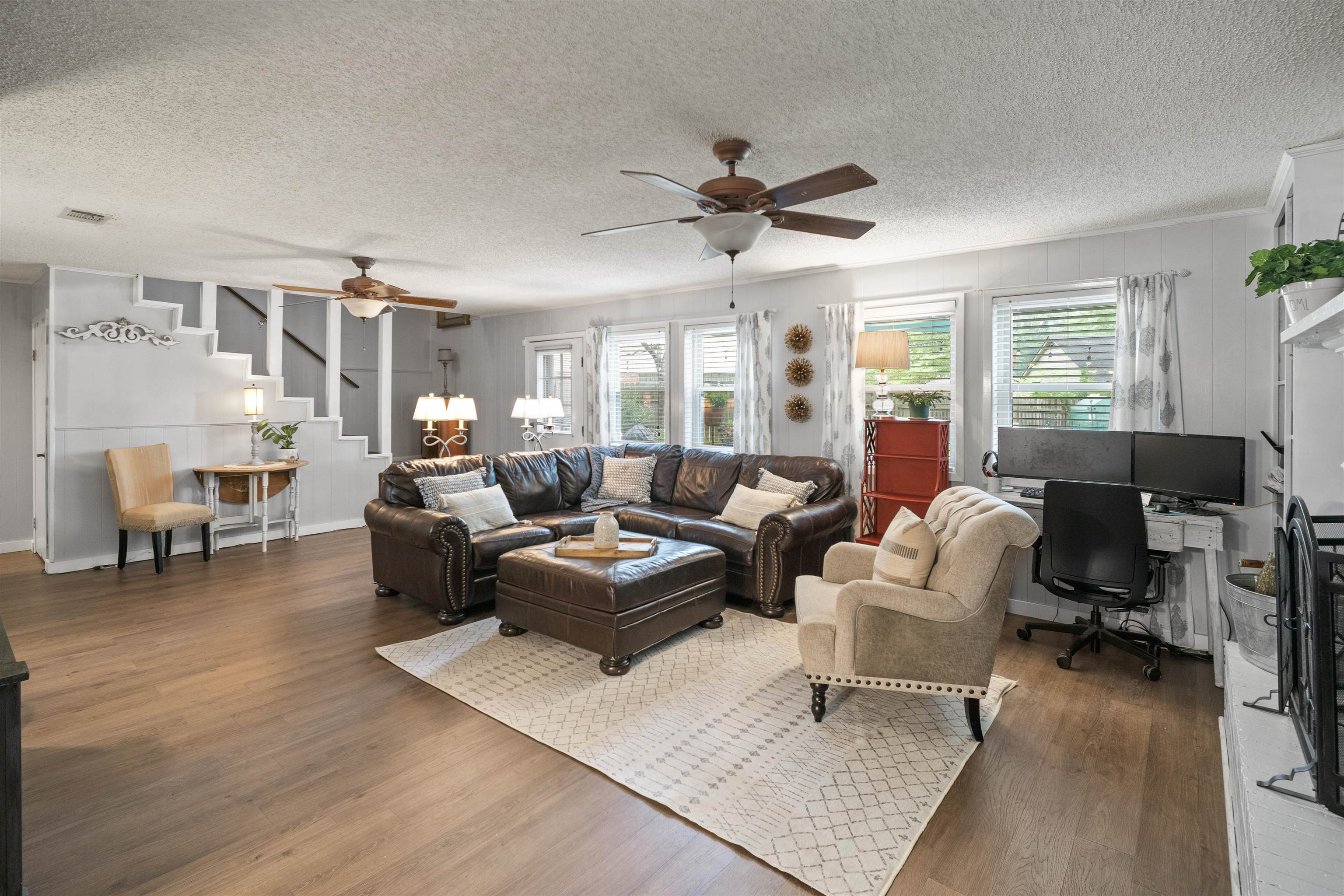 OAK FORREST - Residential