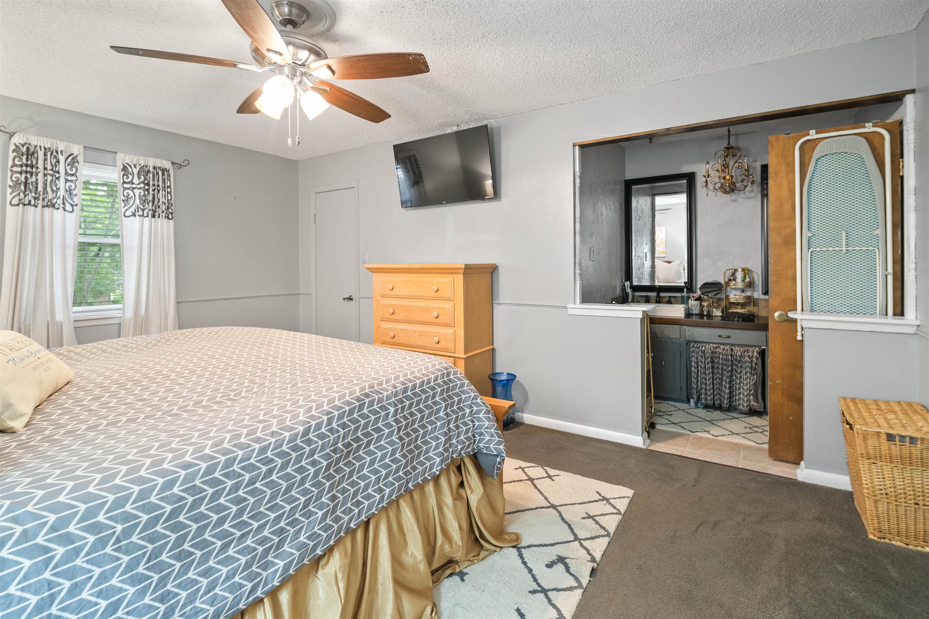 OAK FORREST - Residential