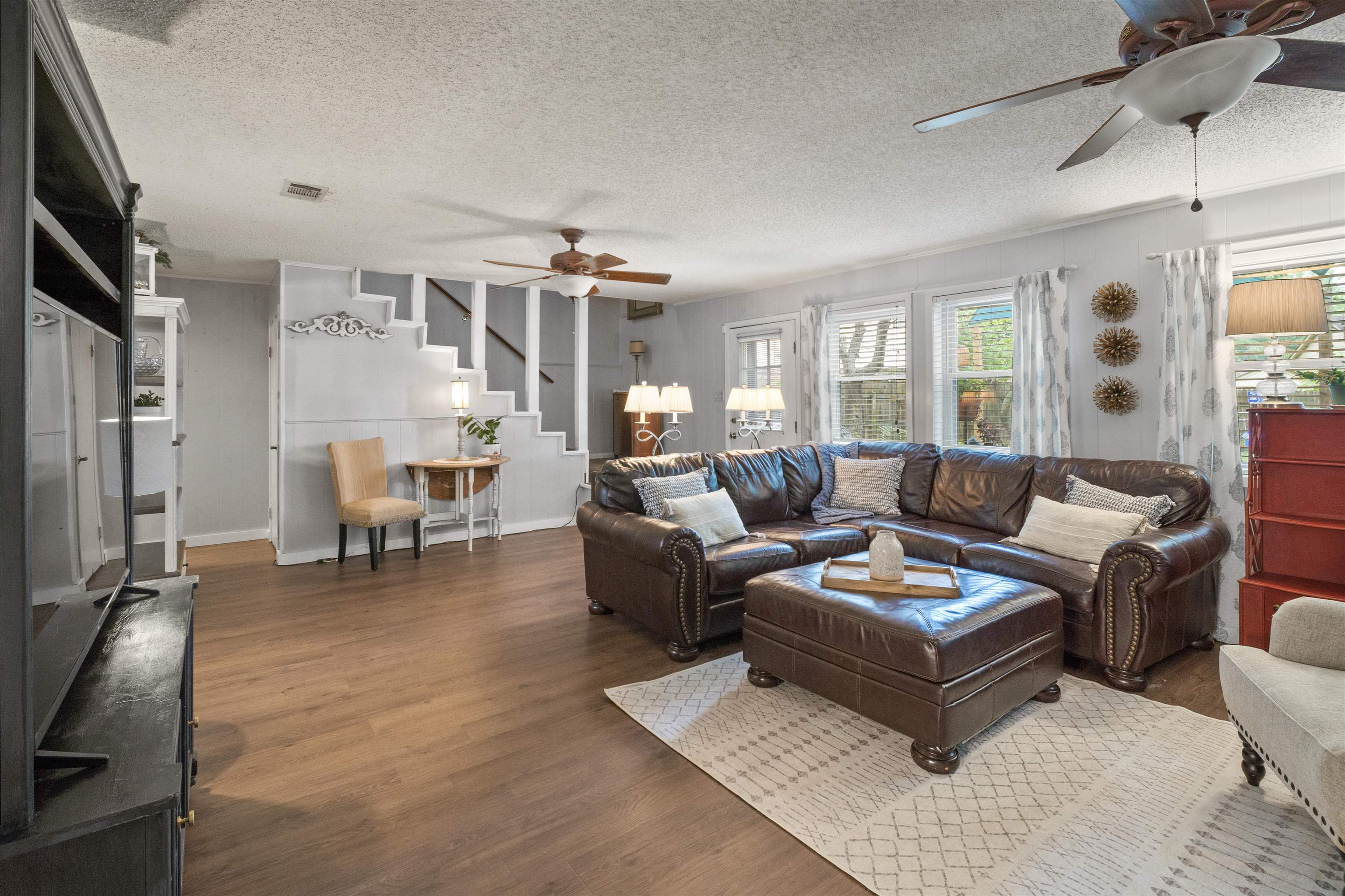 OAK FORREST - Residential