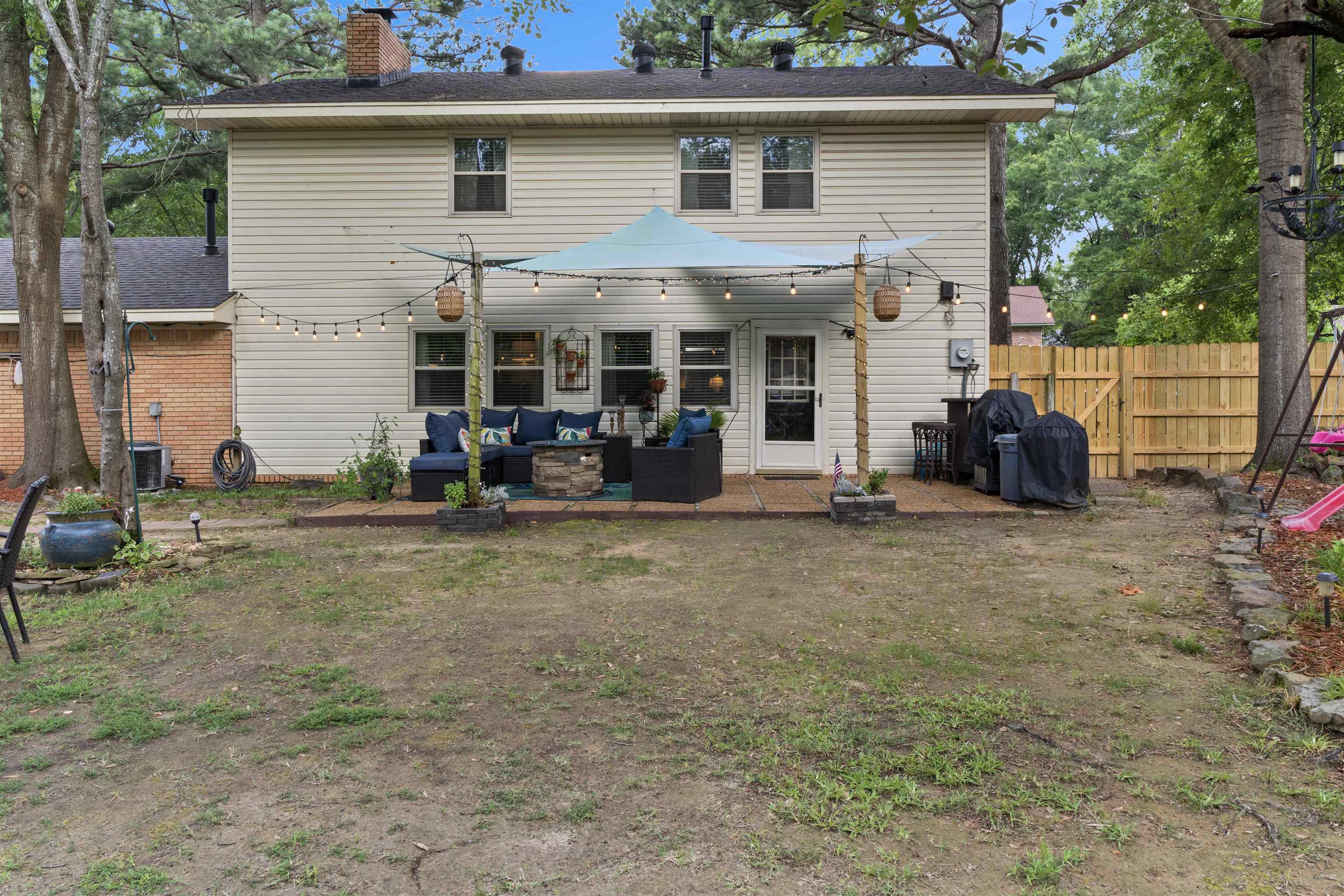 OAK FORREST - Residential