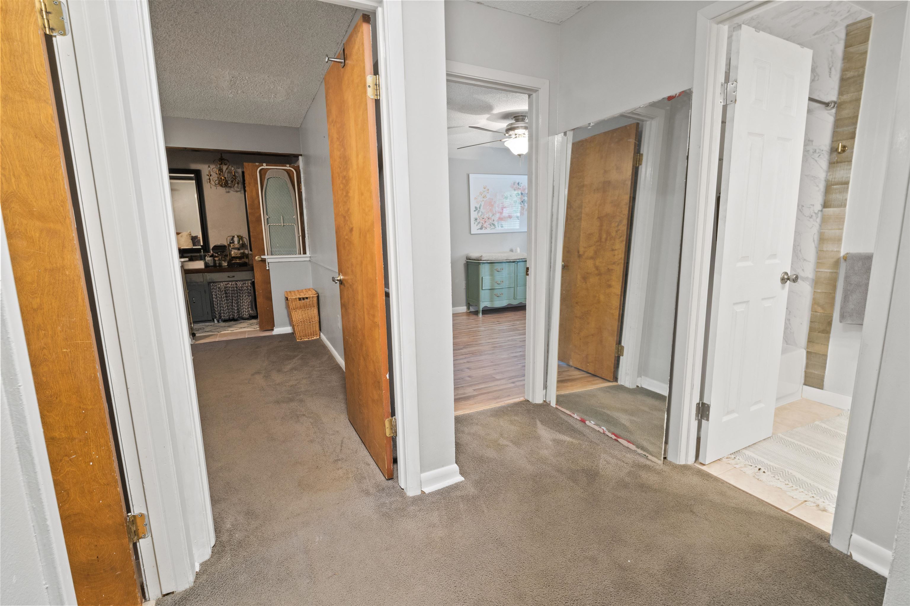 OAK FORREST - Residential