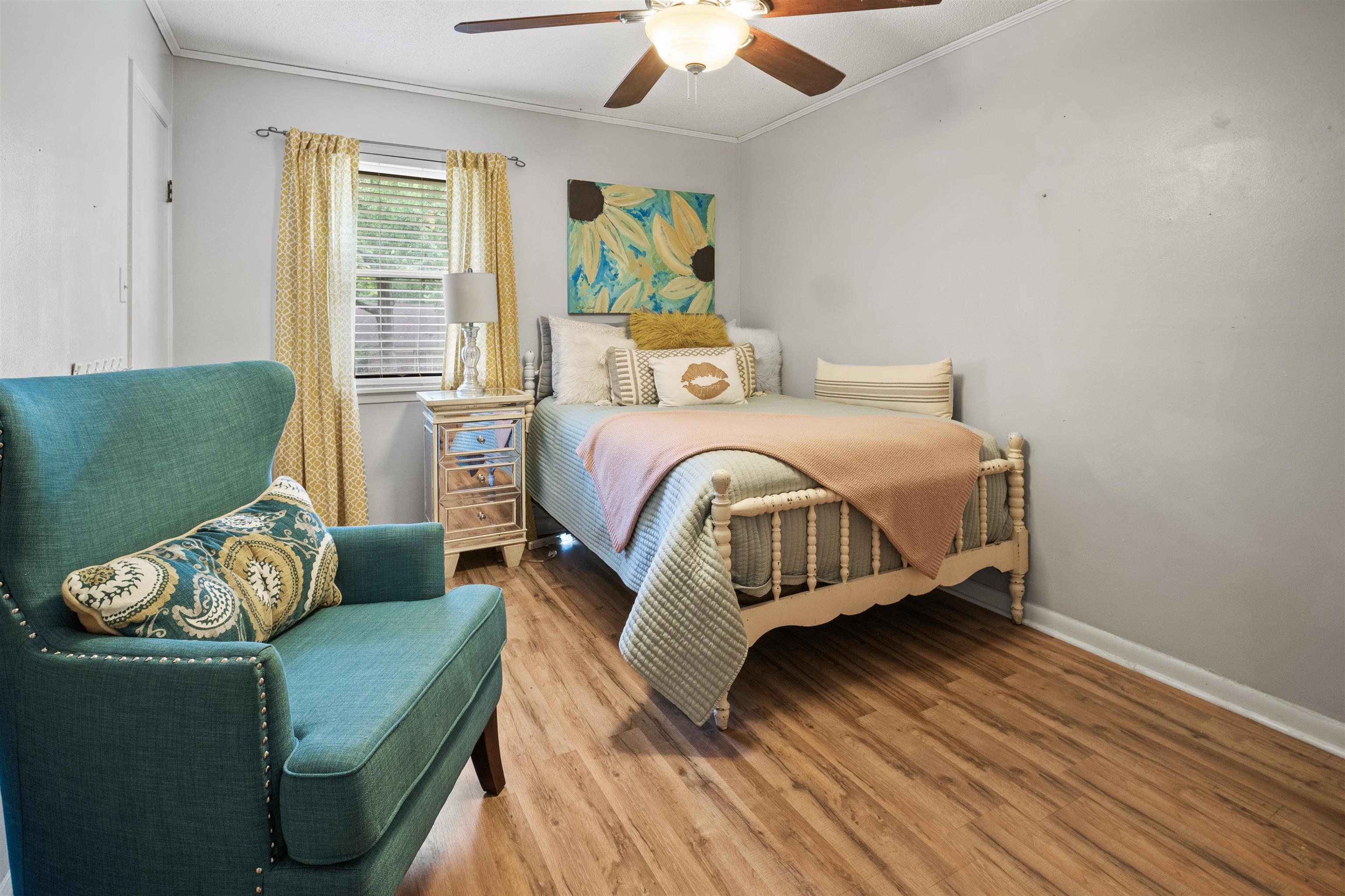 OAK FORREST - Residential