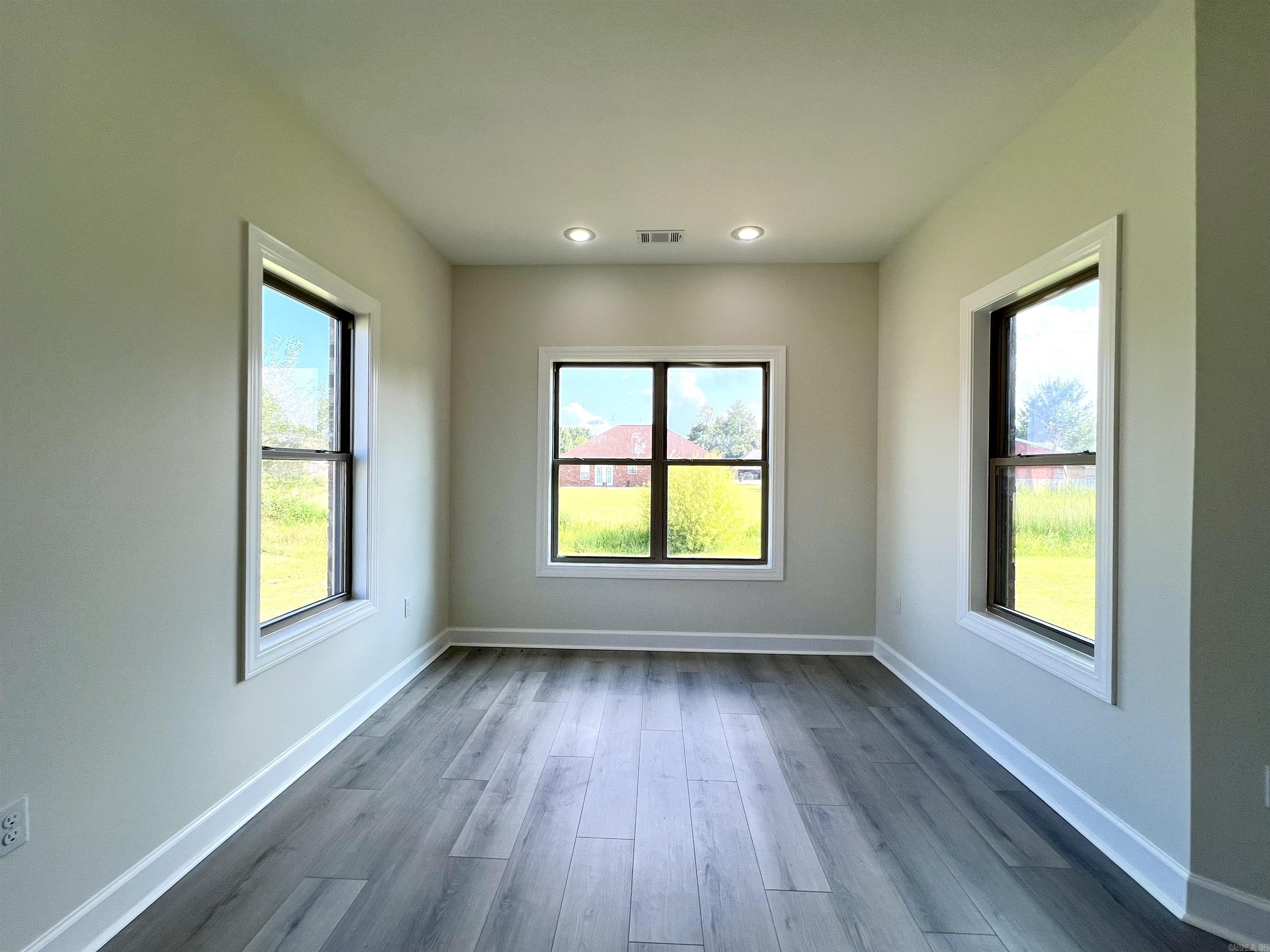 STELLA ESTATES - Residential