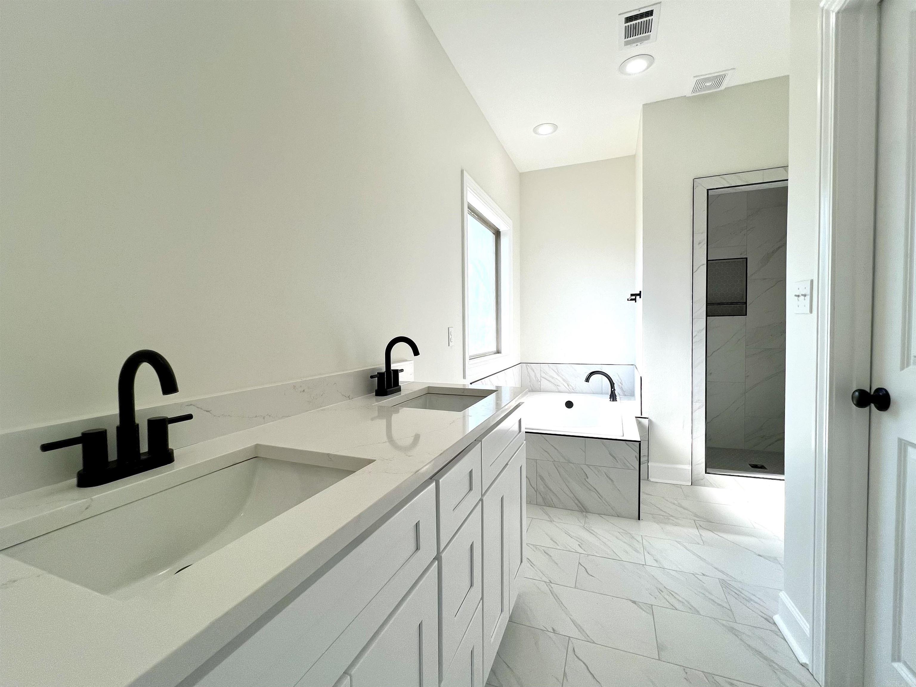 STELLA ESTATES - Residential