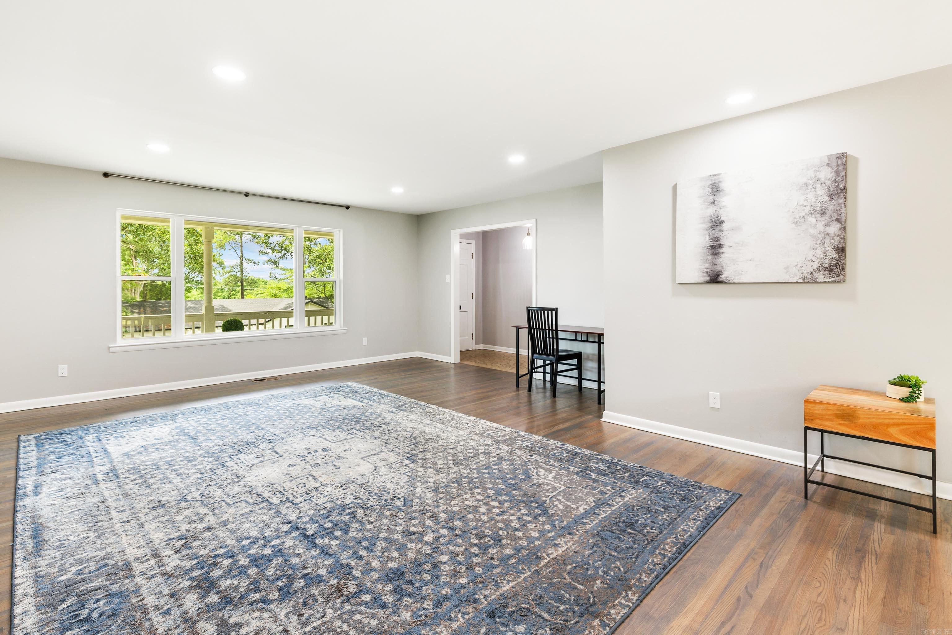 LEAWOOD HEIGHTS - Residential