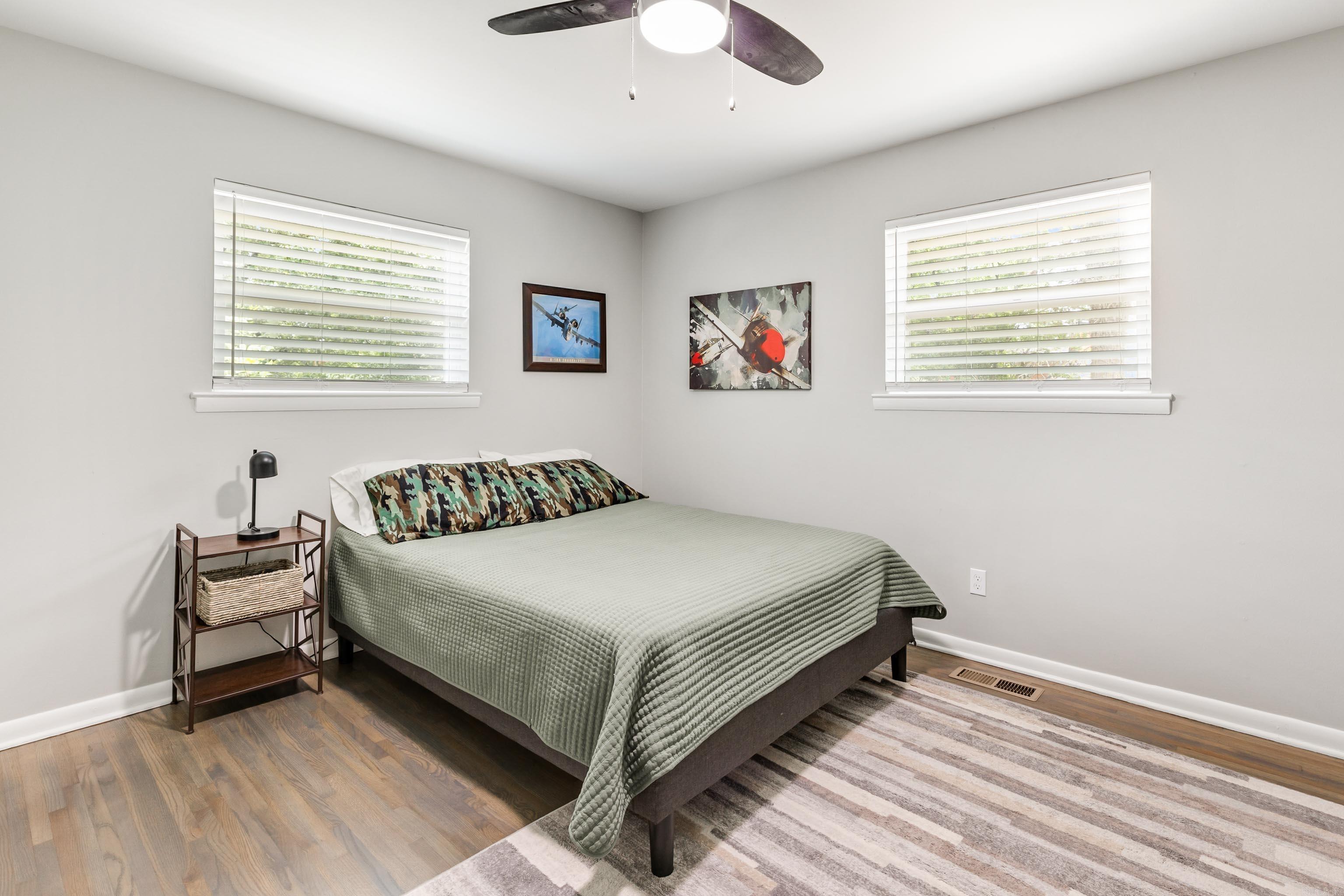 LEAWOOD HEIGHTS - Residential