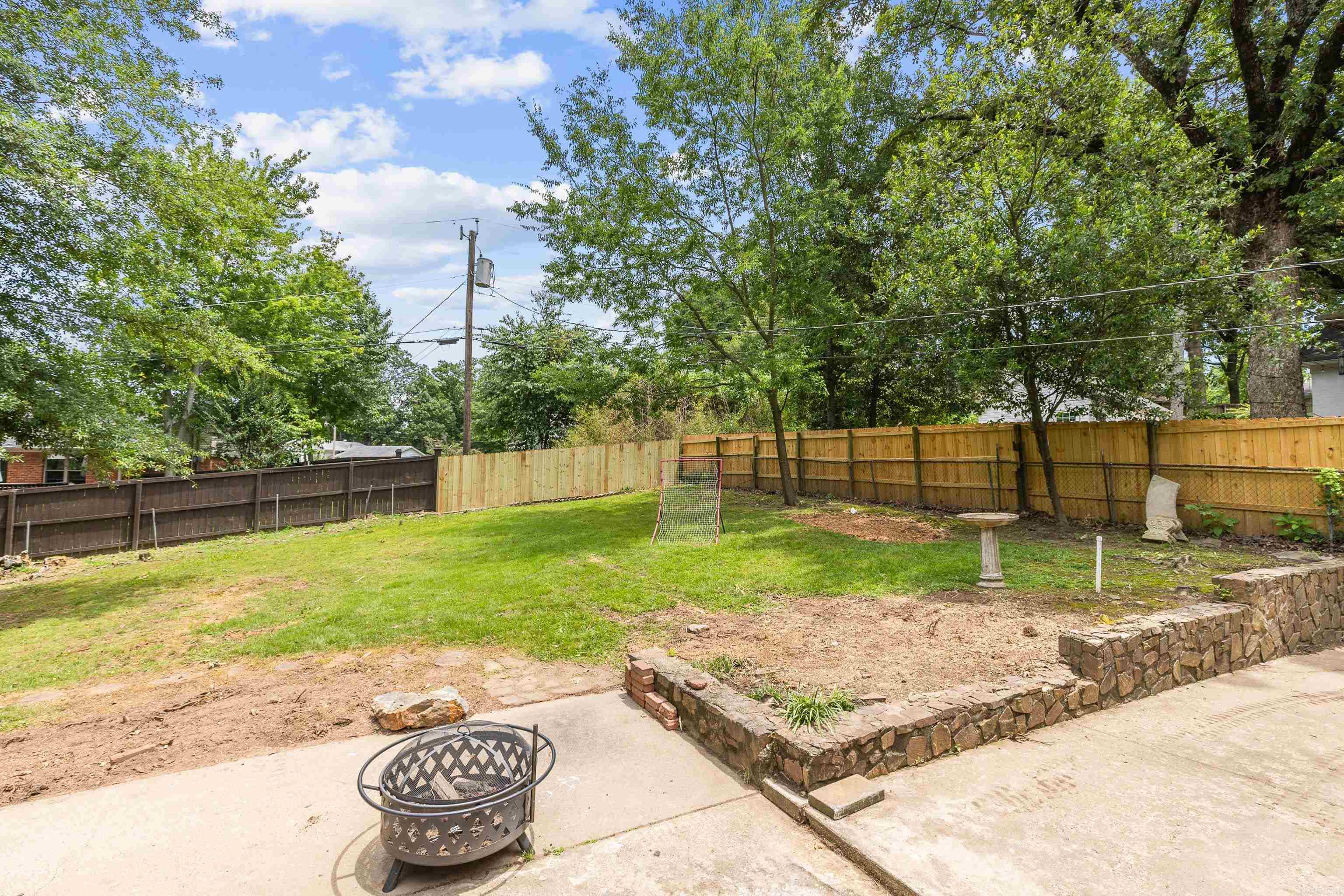 LEAWOOD HEIGHTS - Residential