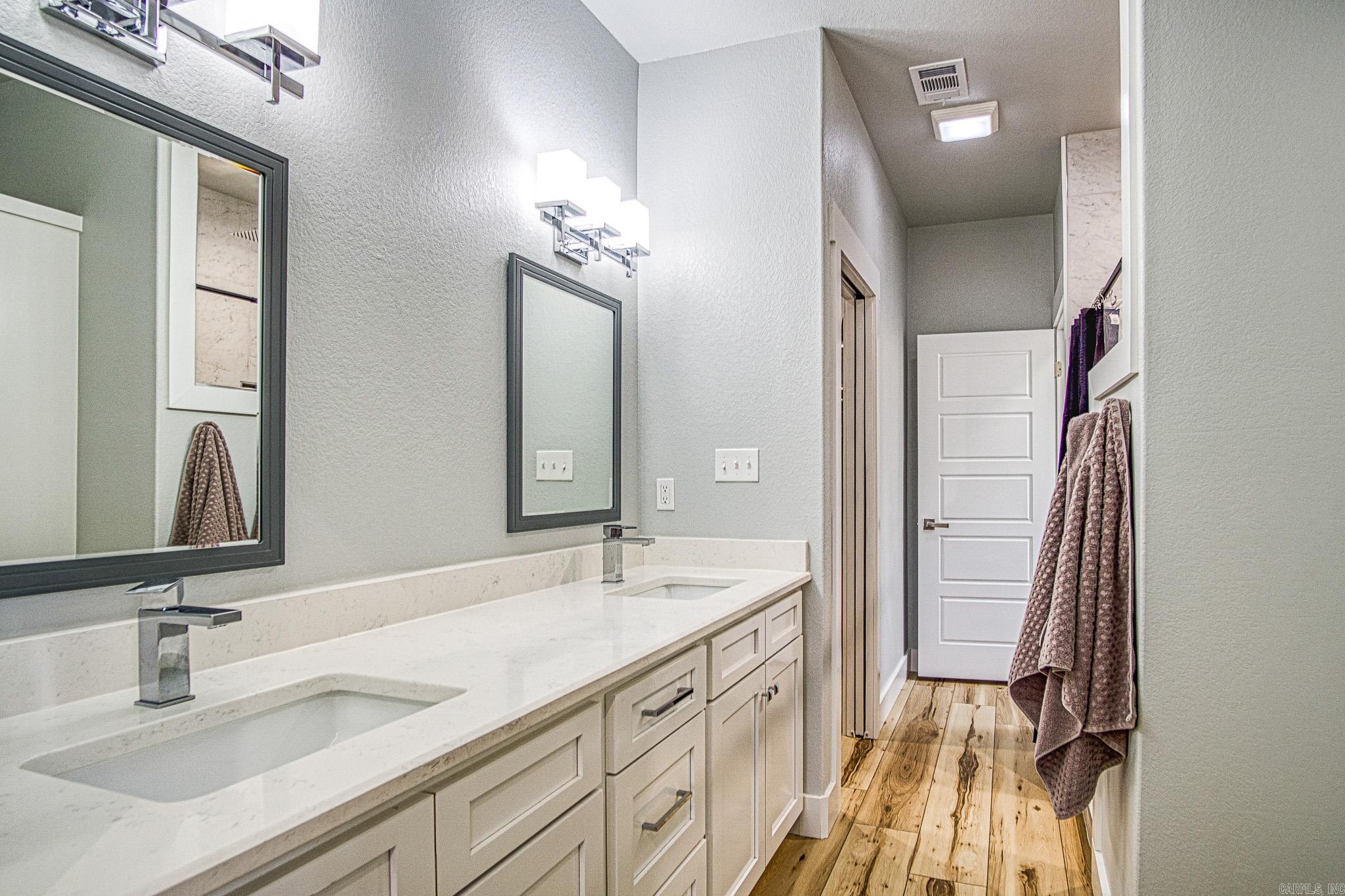 DIAMONDHEAD - Residential