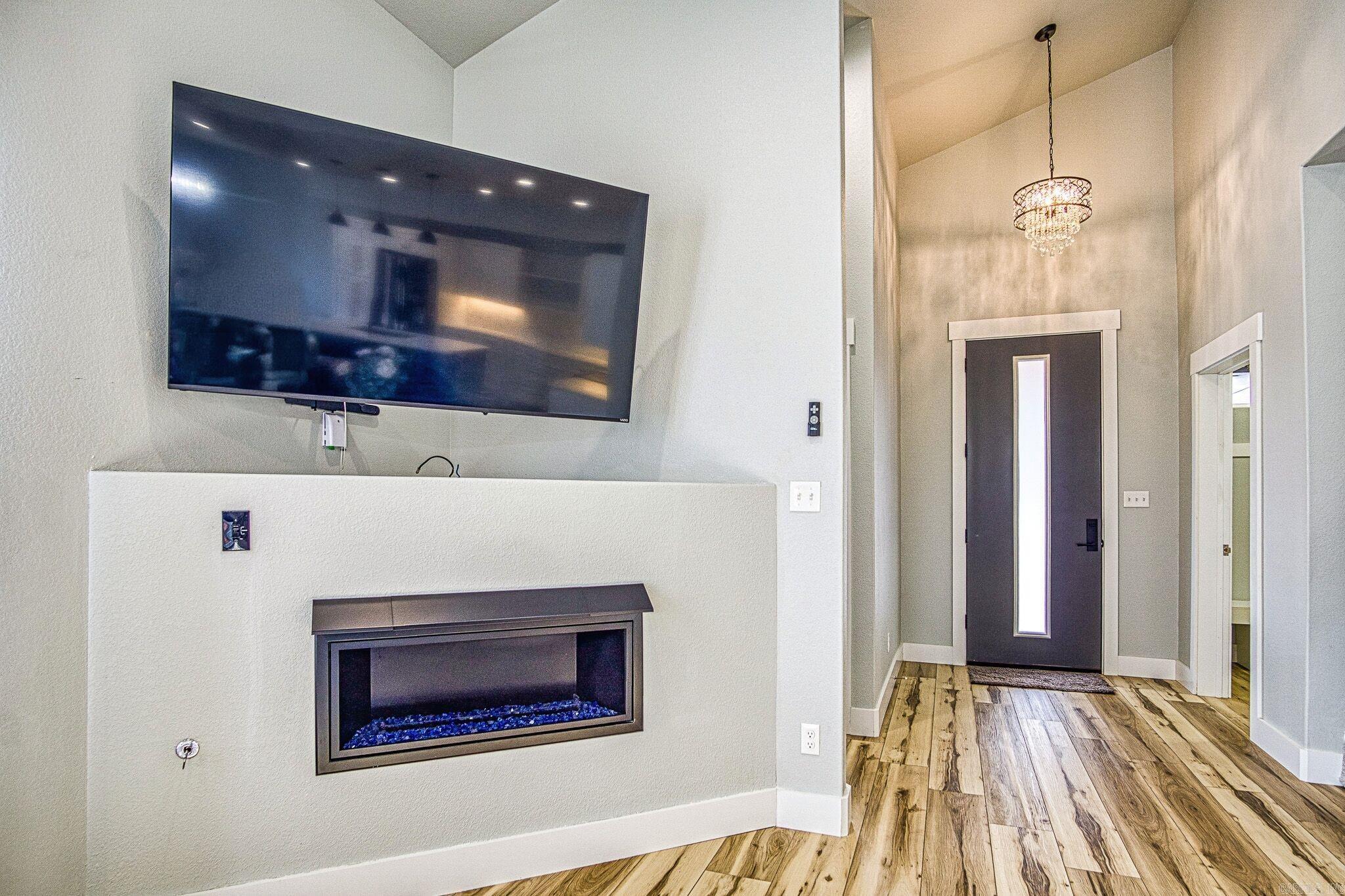 DIAMONDHEAD - Residential