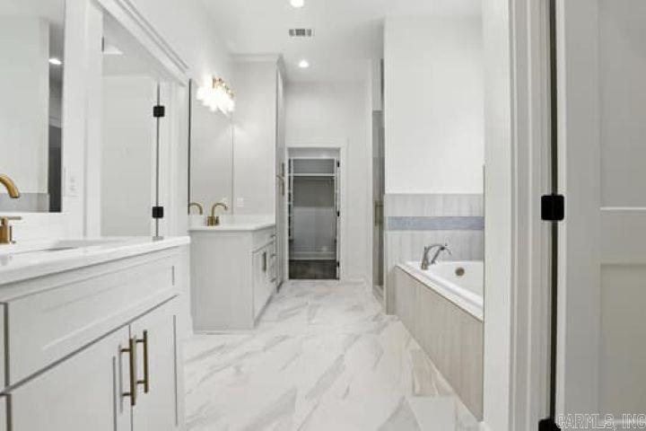 ANNIS ESTATES SUB - Residential