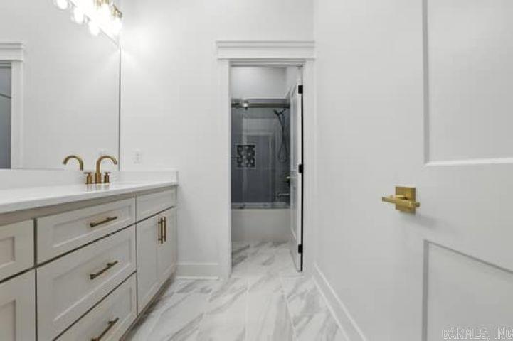 ANNIS ESTATES SUB - Residential