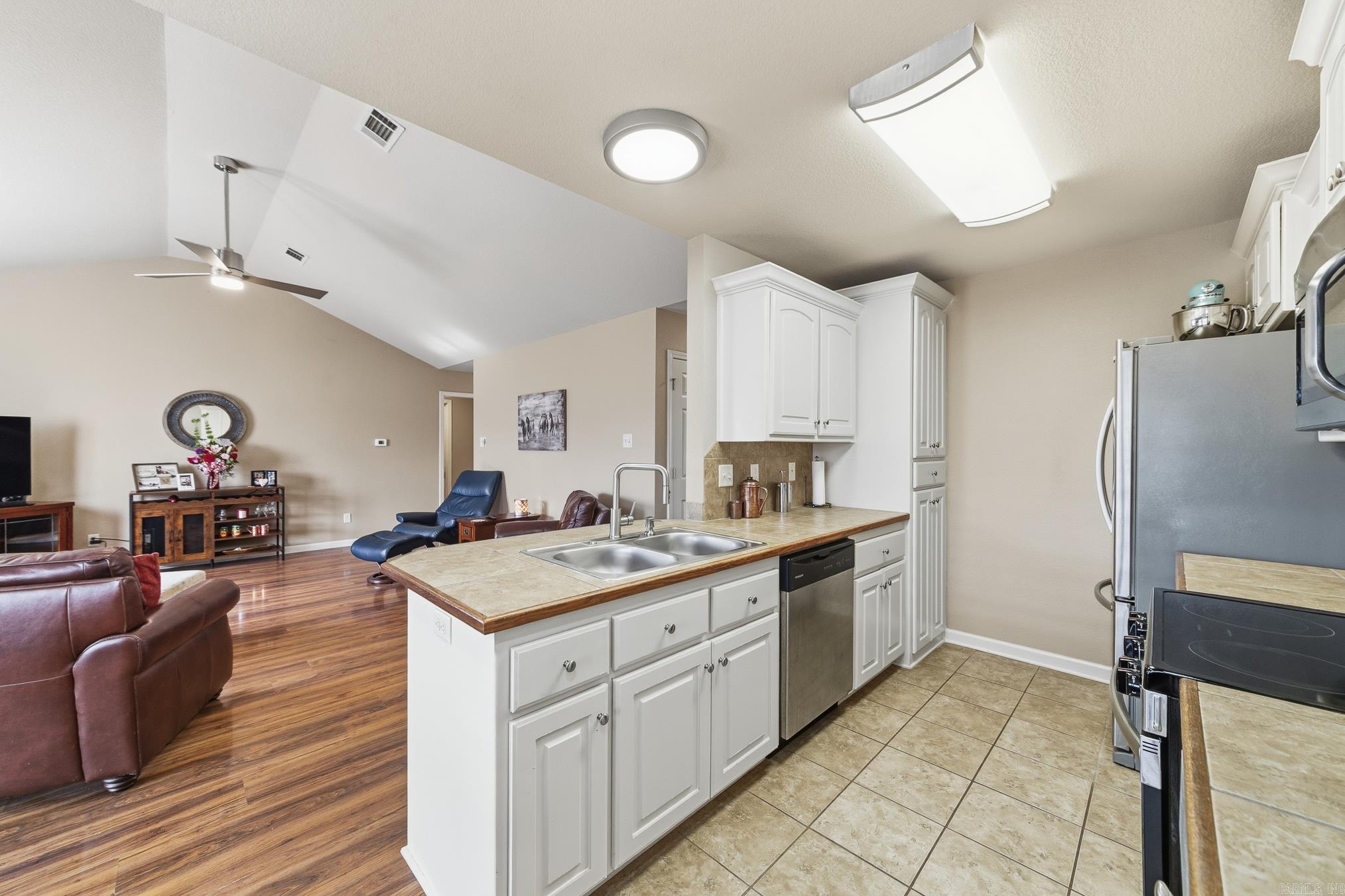 BRYSON ESTATES - Residential